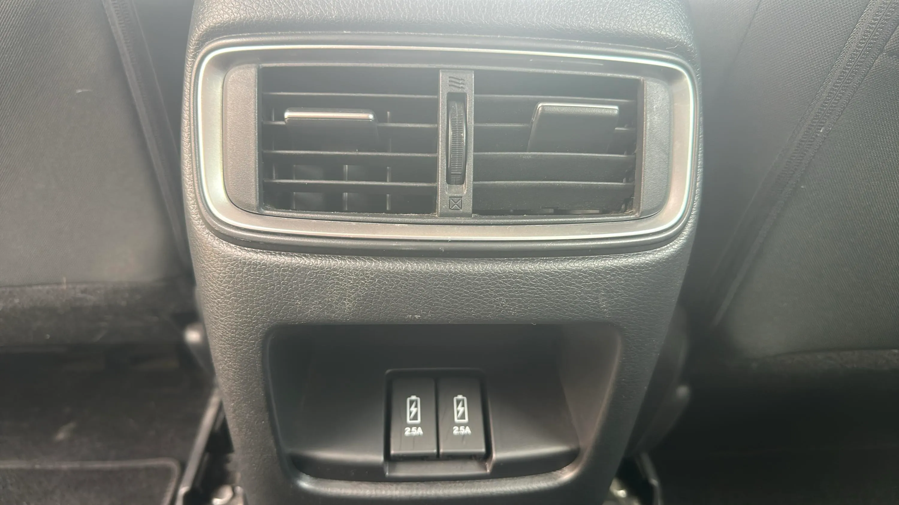 Honda CR-V 1.5 VTEC Turbo 4x2 Elegance Navi - foto 19