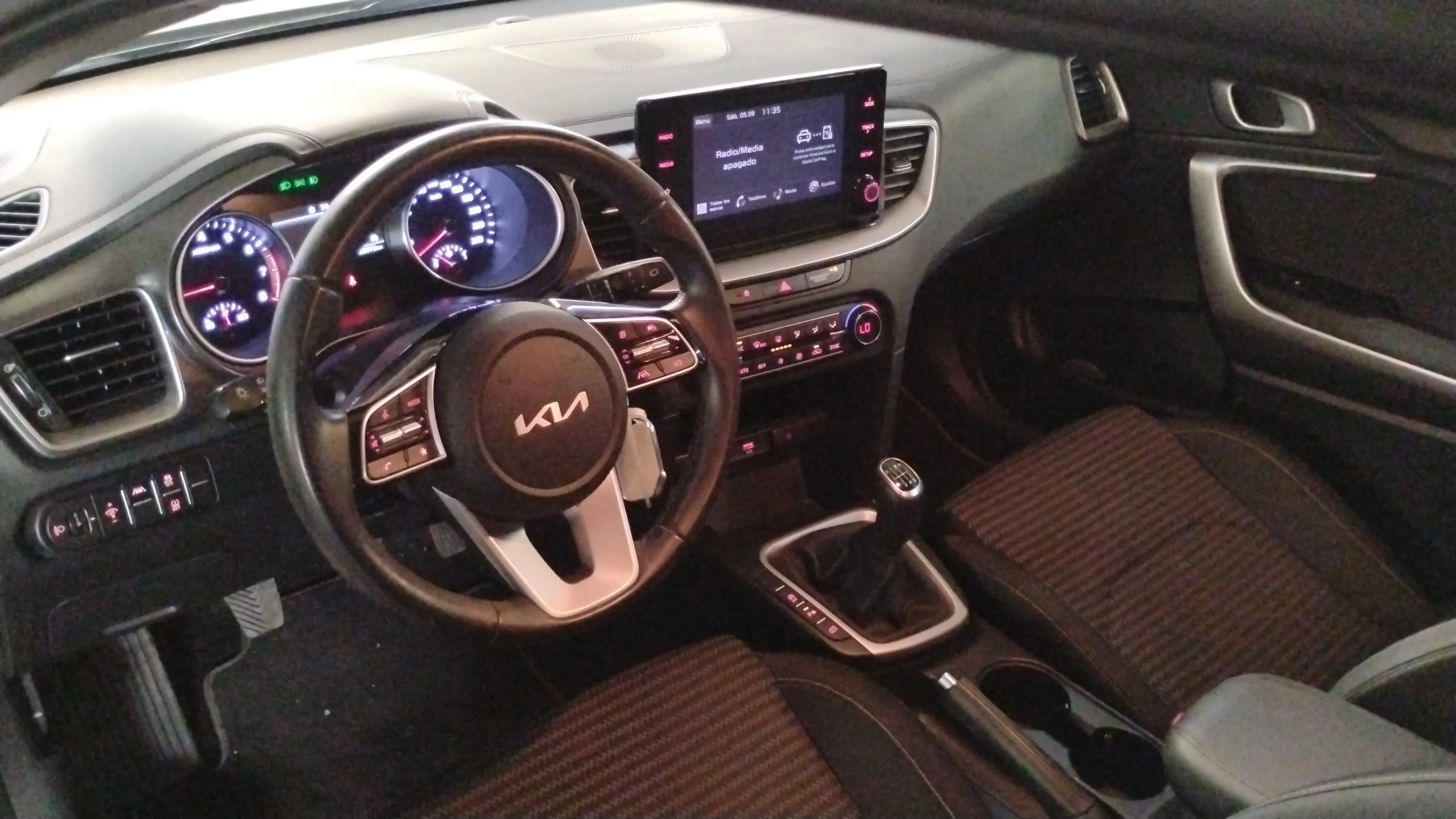 Kia Ceed 1.0 T-GDi Drive - foto 12