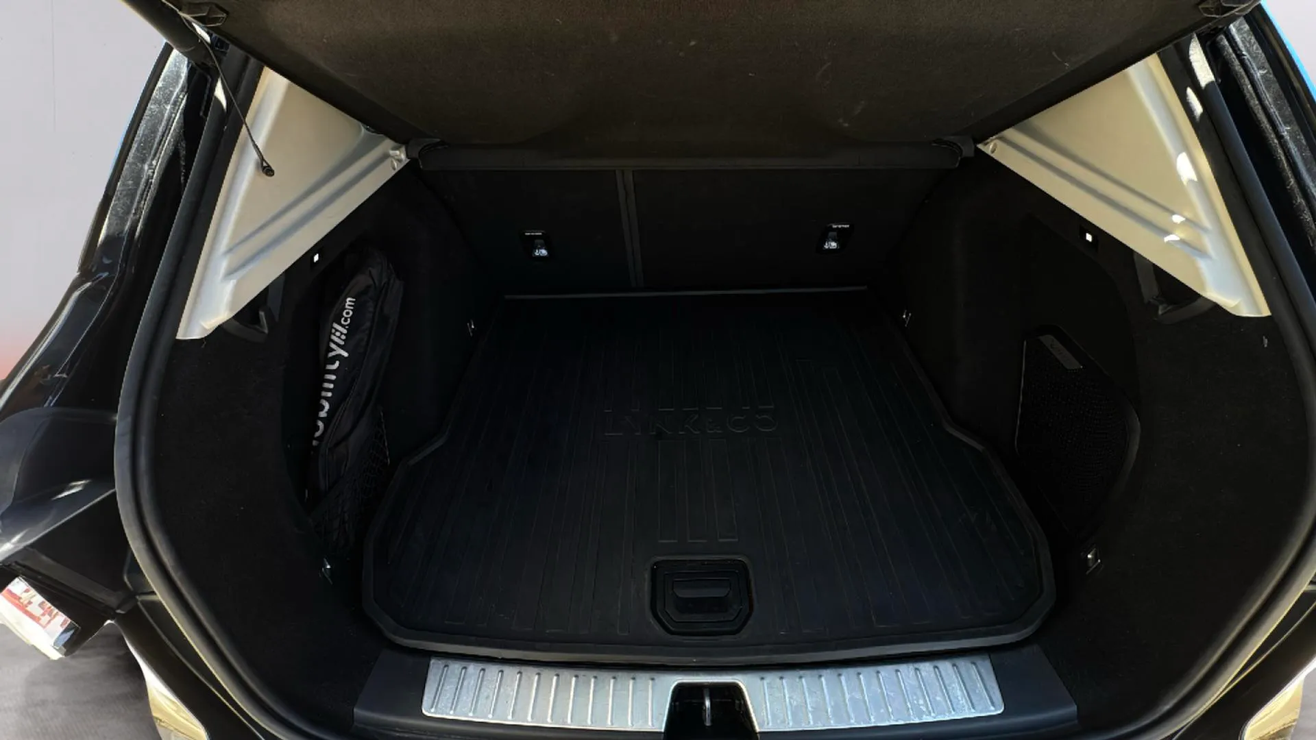 Lynk & Co 01 1.5 PHEV 6. - foto 9