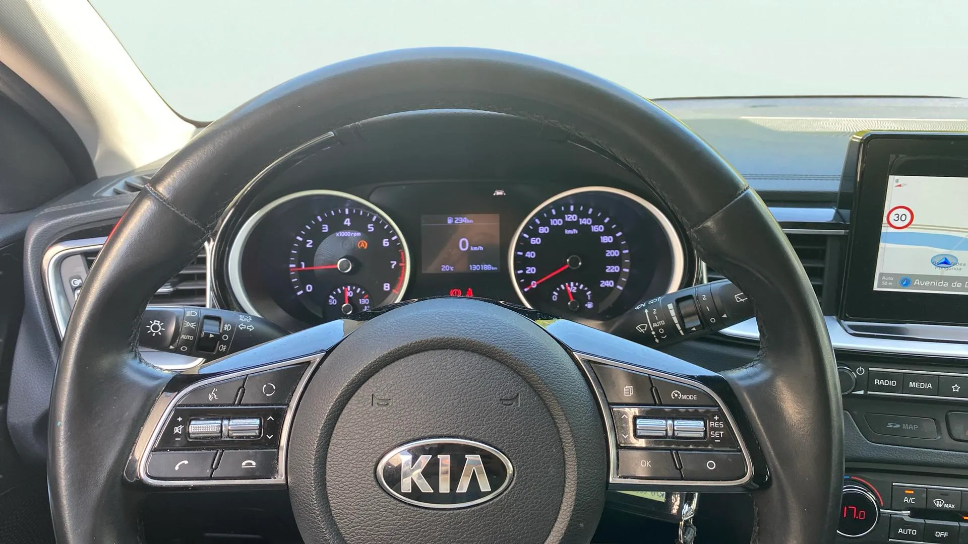 Kia Ceed 1.0 T-GDi Concept - foto 10