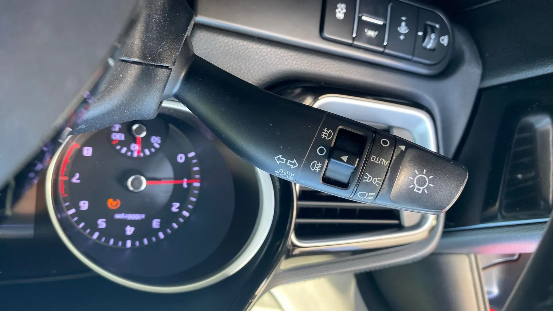 Kia Ceed 1.0 T-GDi Concept - foto 12