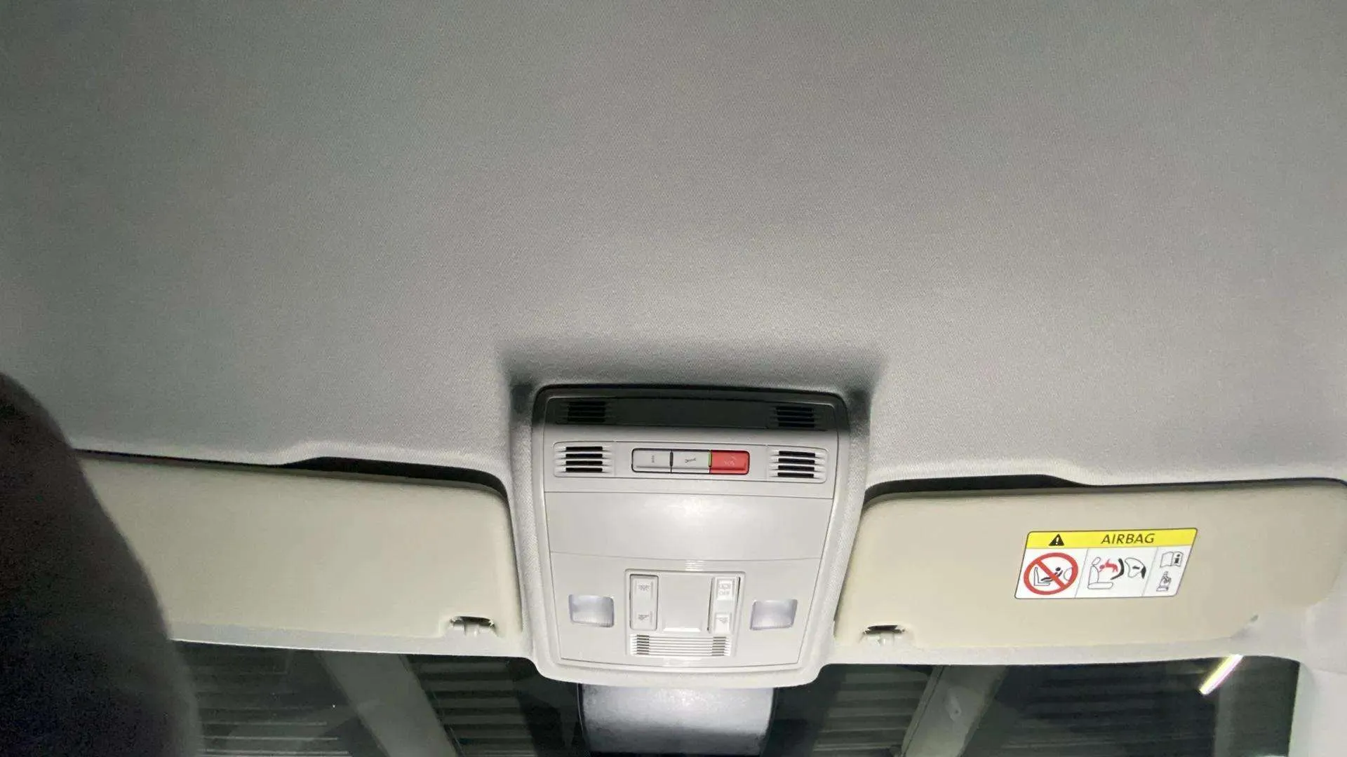 SEAT Ibiza 1.0 MPI Reference - foto 32