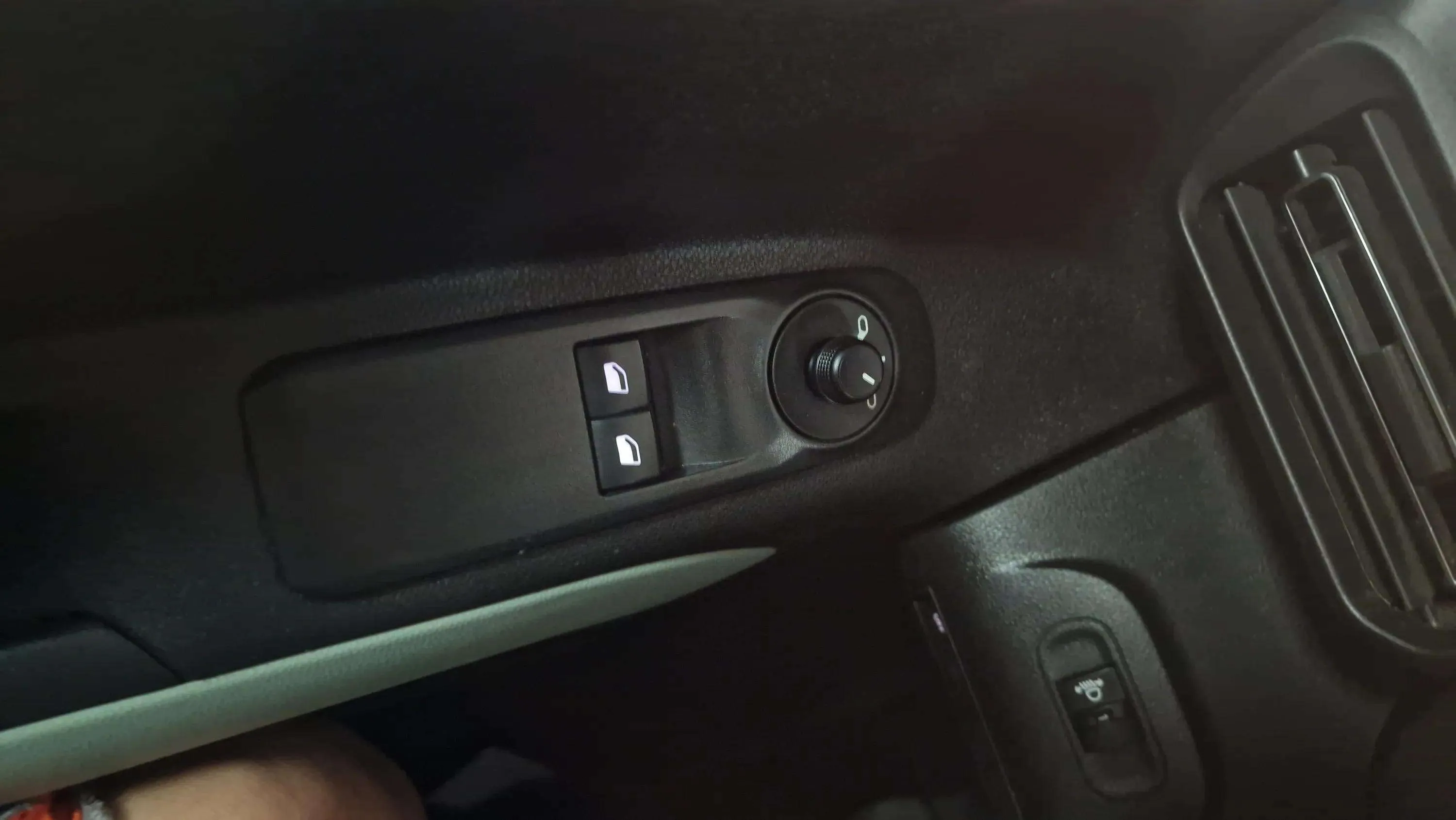Citroën Berlingo Talla M BlueHDi 100 100 AÑOS - foto 20