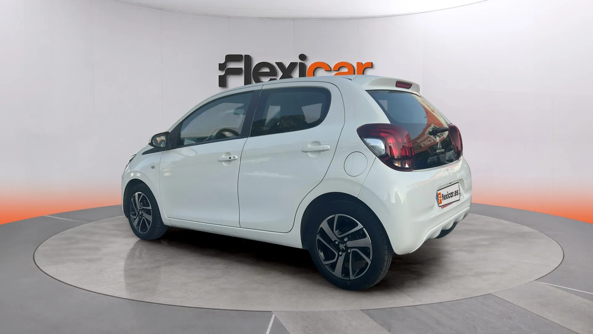 Peugeot 108 Allure 1.2 PureTech - foto 8
