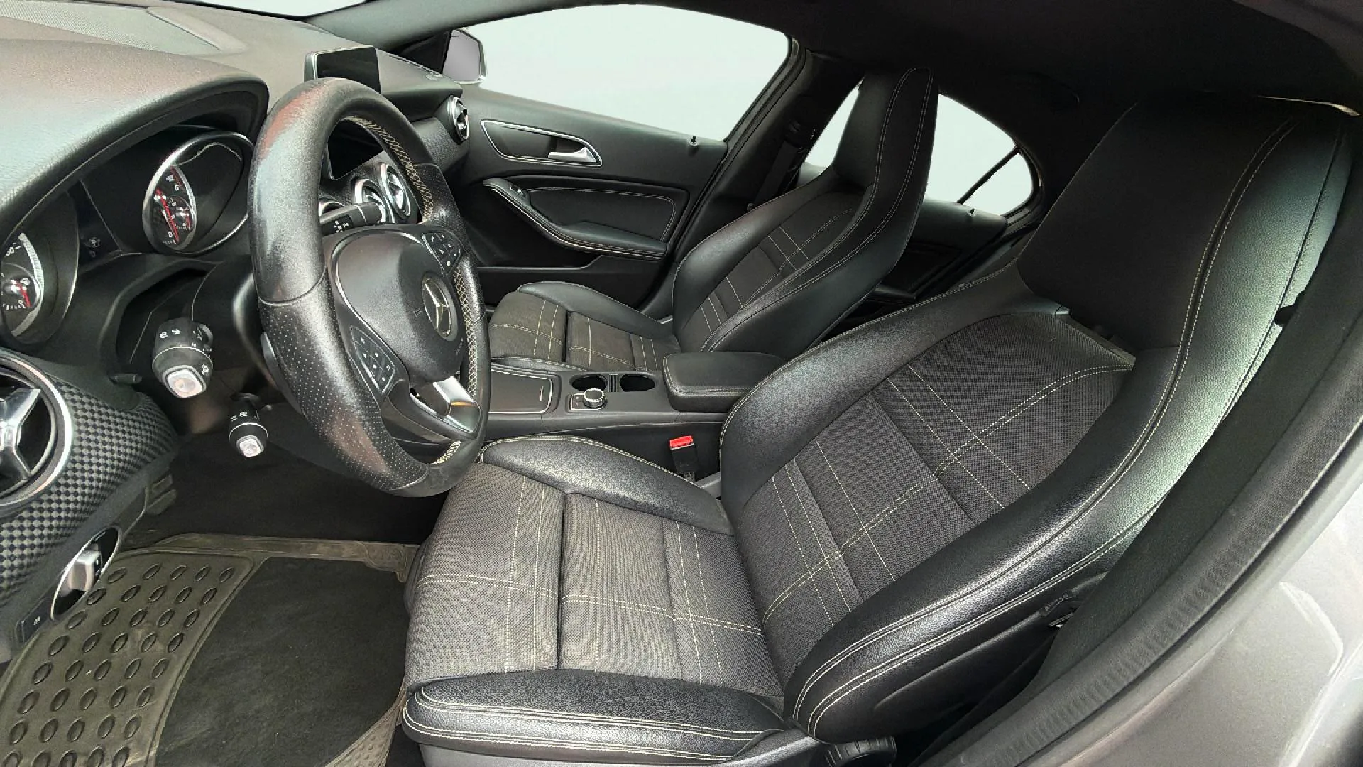 Mercedes-Benz Clase A A 200 d - foto 14