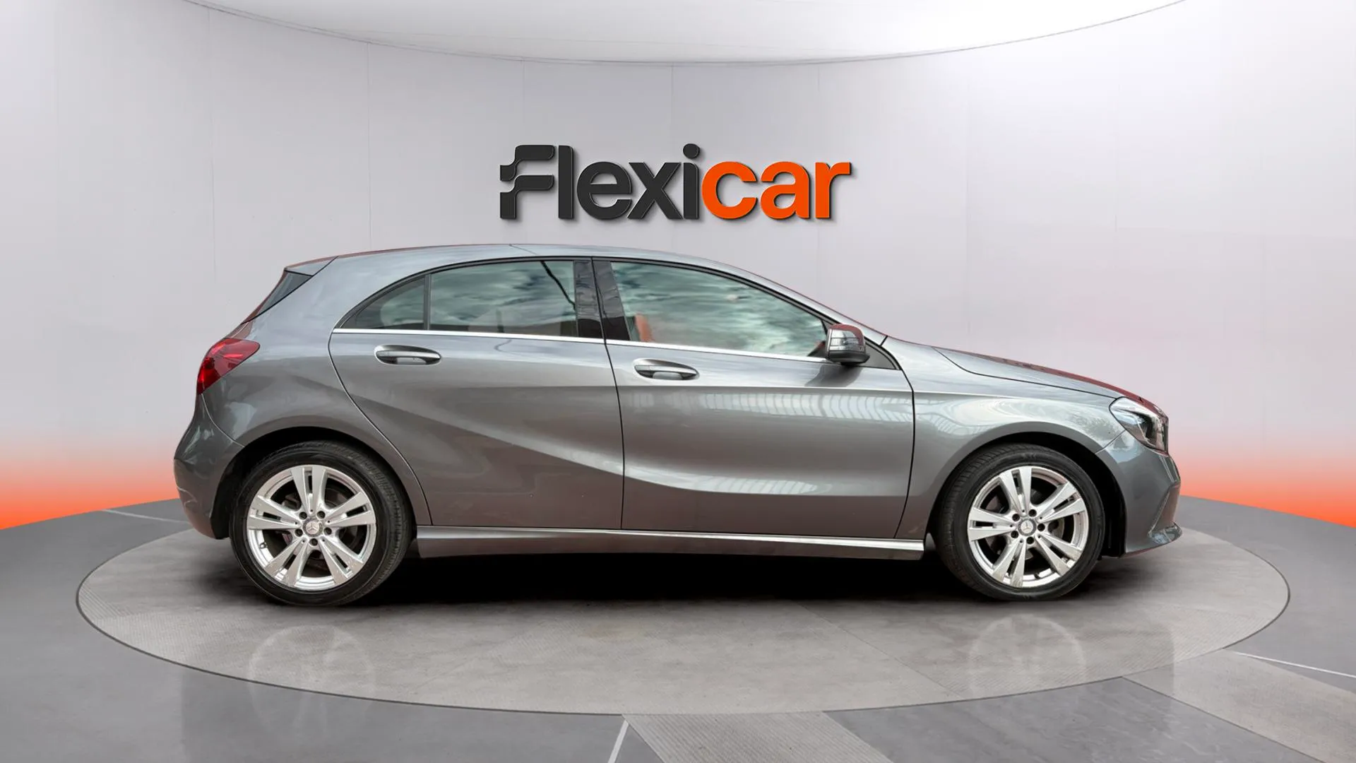 Mercedes-Benz Clase A A 200 d - foto 8