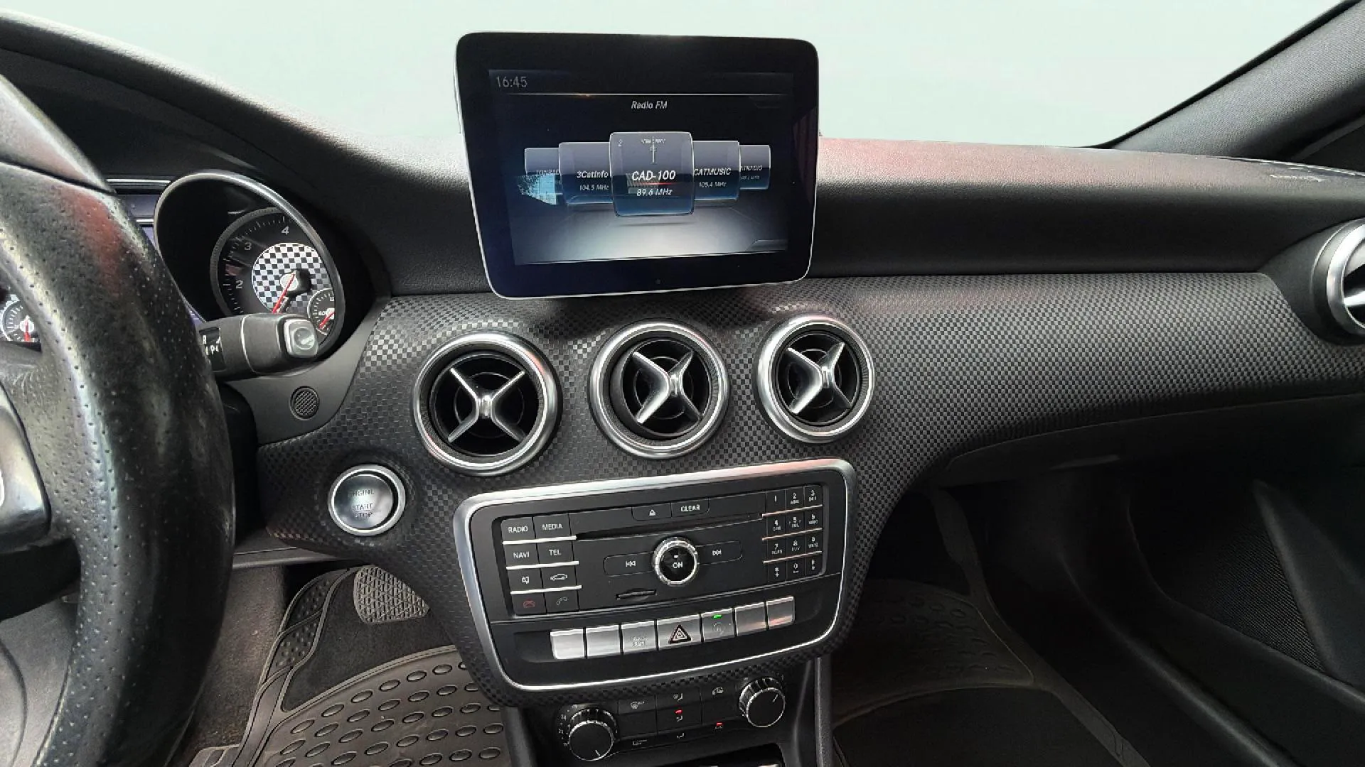 Mercedes-Benz Clase A A 200 d - foto 10