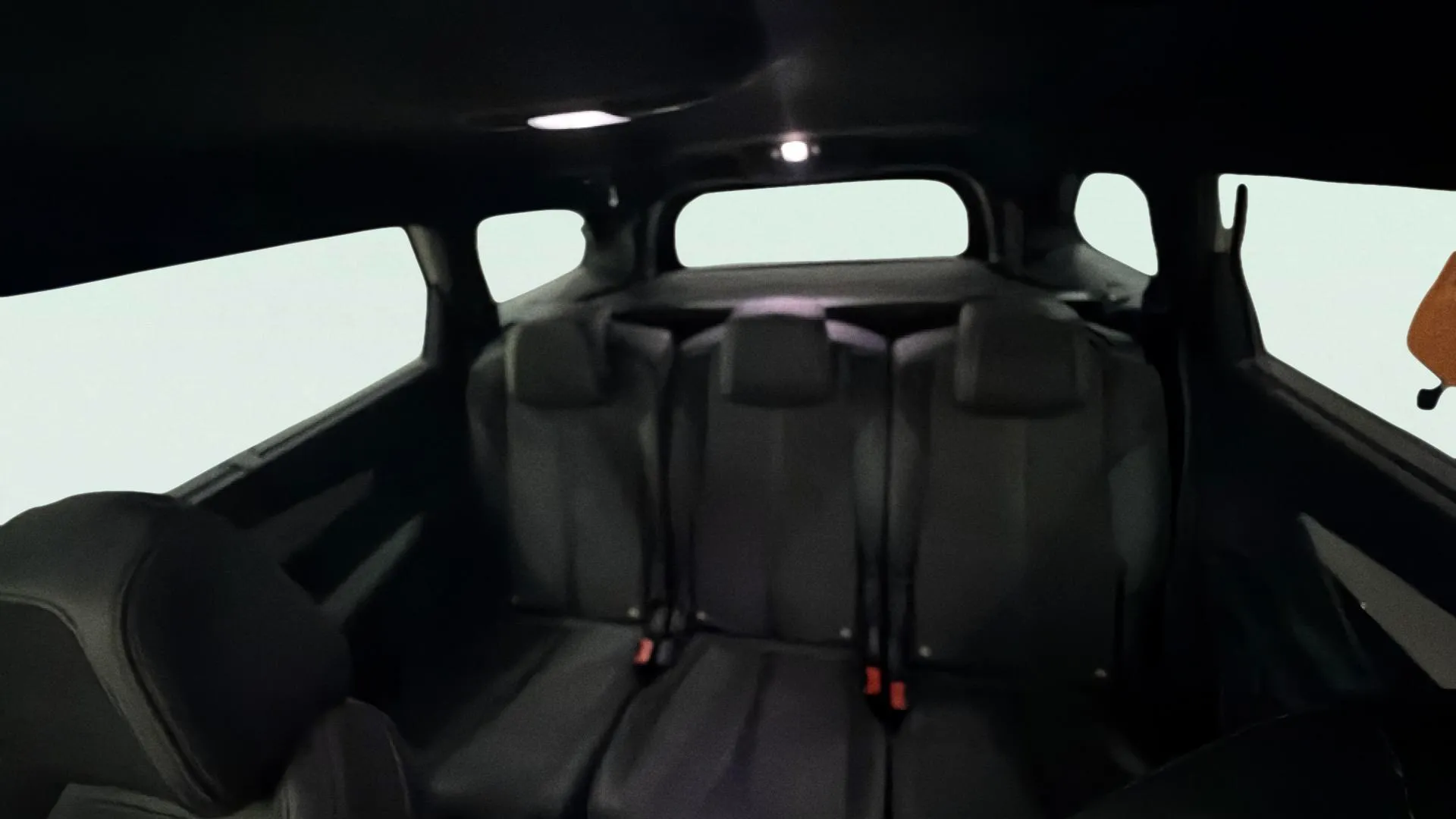Peugeot 5008 1.2 PureTech Active Pack EAT8 - foto 12