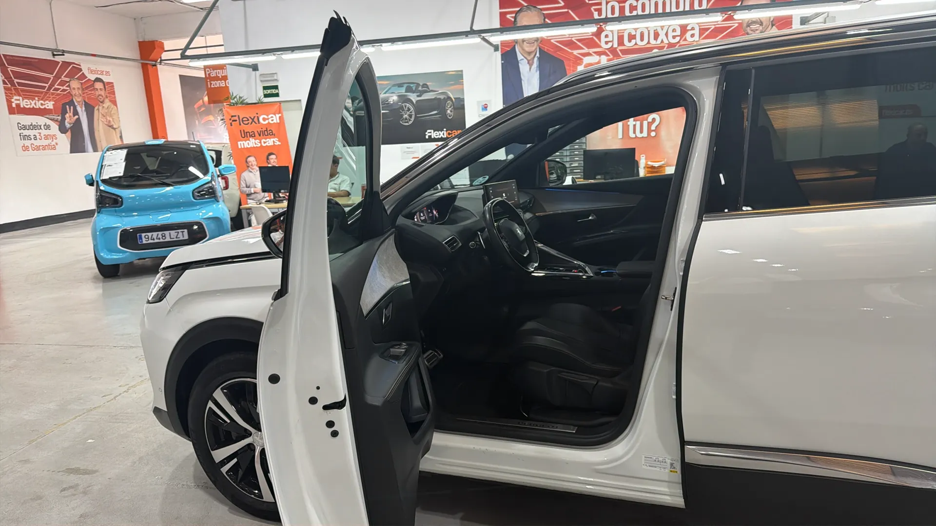 Peugeot 5008 1.2 PureTech Active Pack EAT8 - foto 11