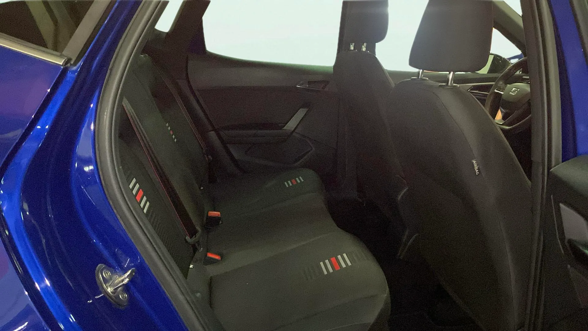 SEAT Arona 1.0 TSI DSG FR Edition Eco - foto 29