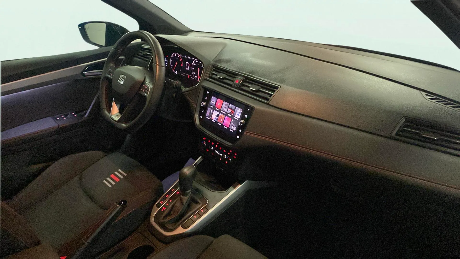 SEAT Arona 1.0 TSI DSG FR Edition Eco - foto 11