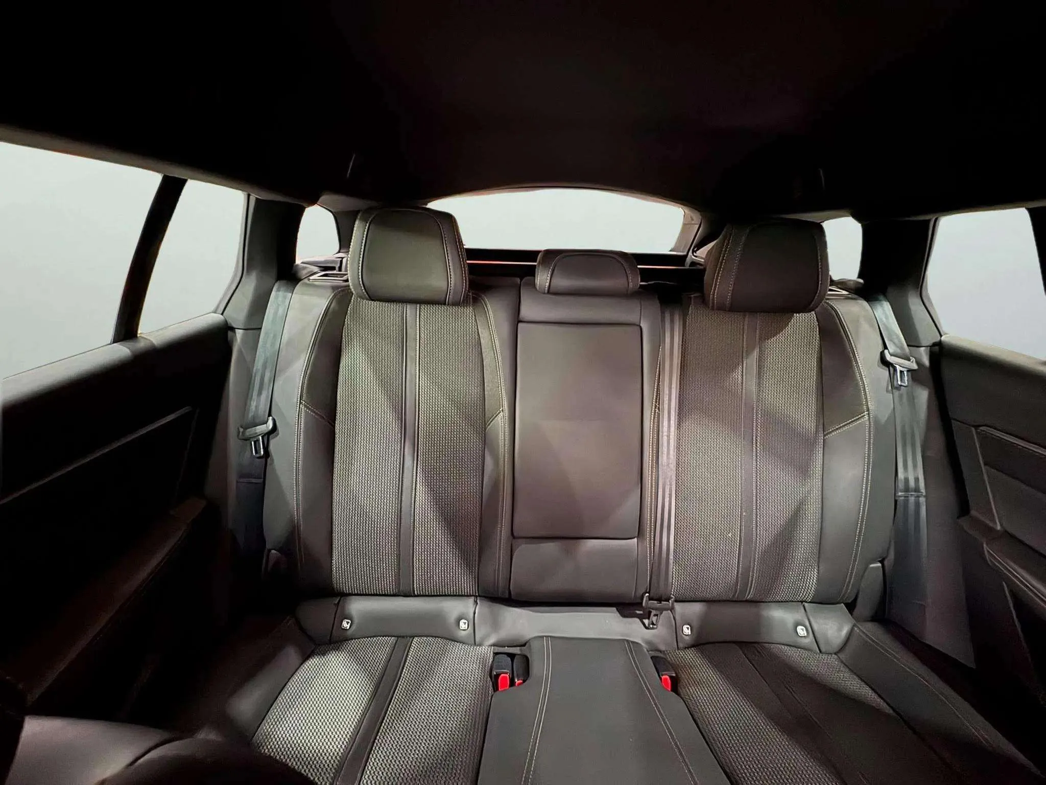 Peugeot 508 SW Allure BlueHDi EAT8 - foto 15