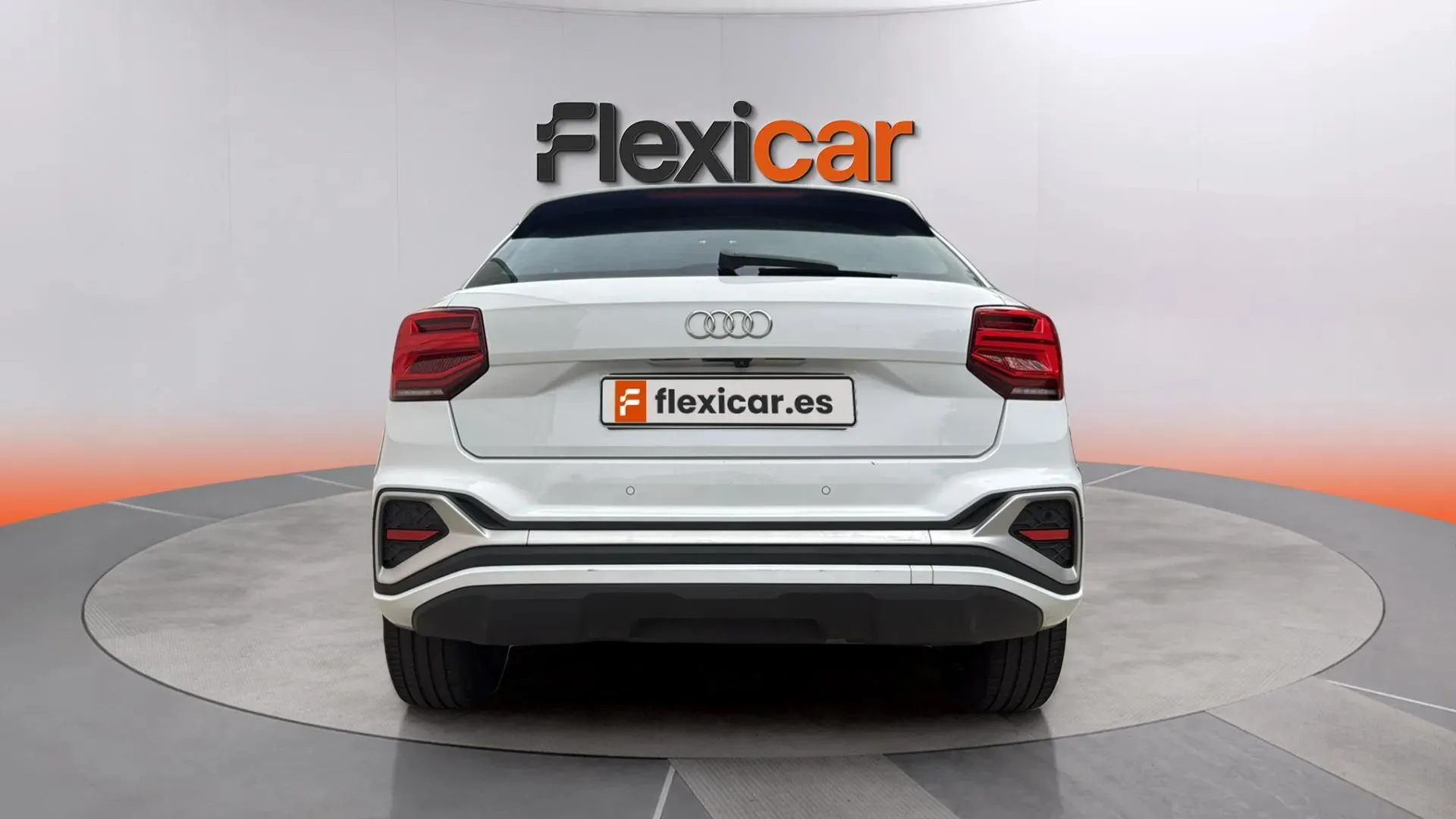 Audi Q2 S line 30 TDI - foto 7