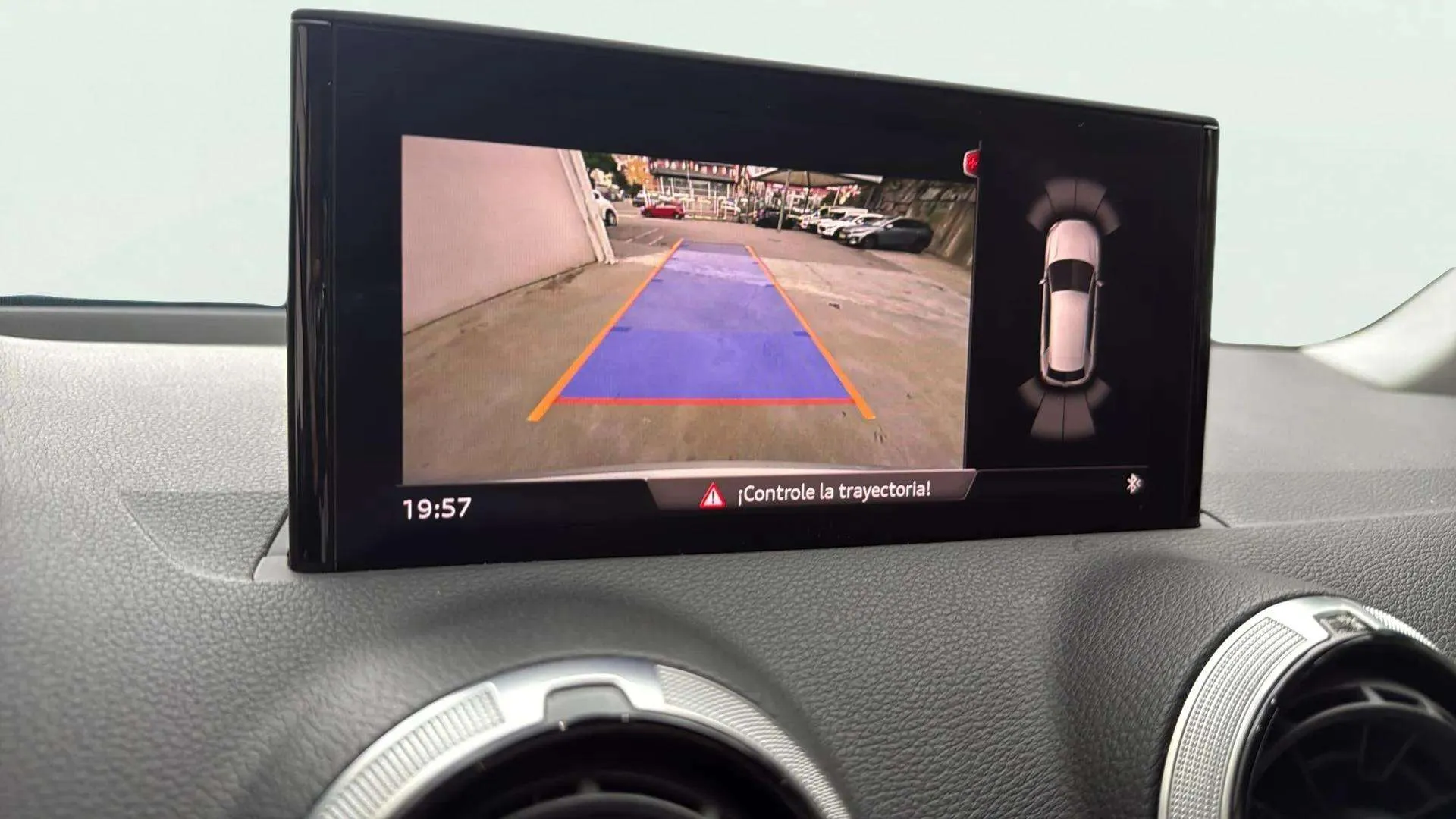 Audi Q2 S line 30 TDI - foto 13