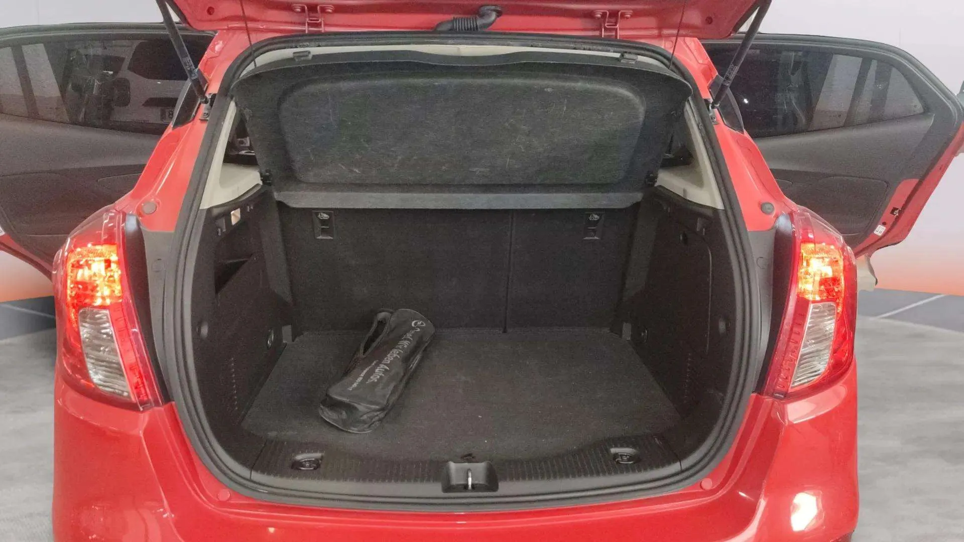 Opel Mokka 1.6 CDTi 4x2 Selective - foto 13