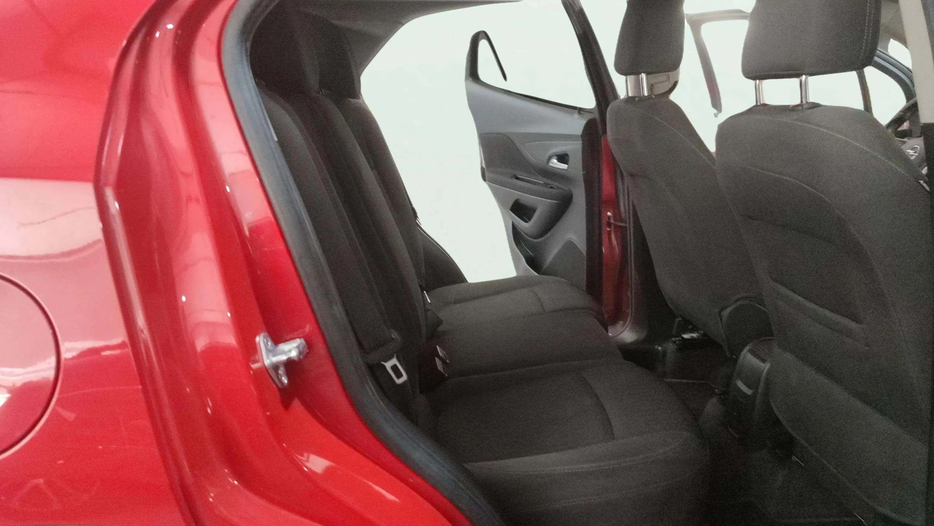 Opel Mokka 1.6 CDTi 4x2 Selective - foto 12