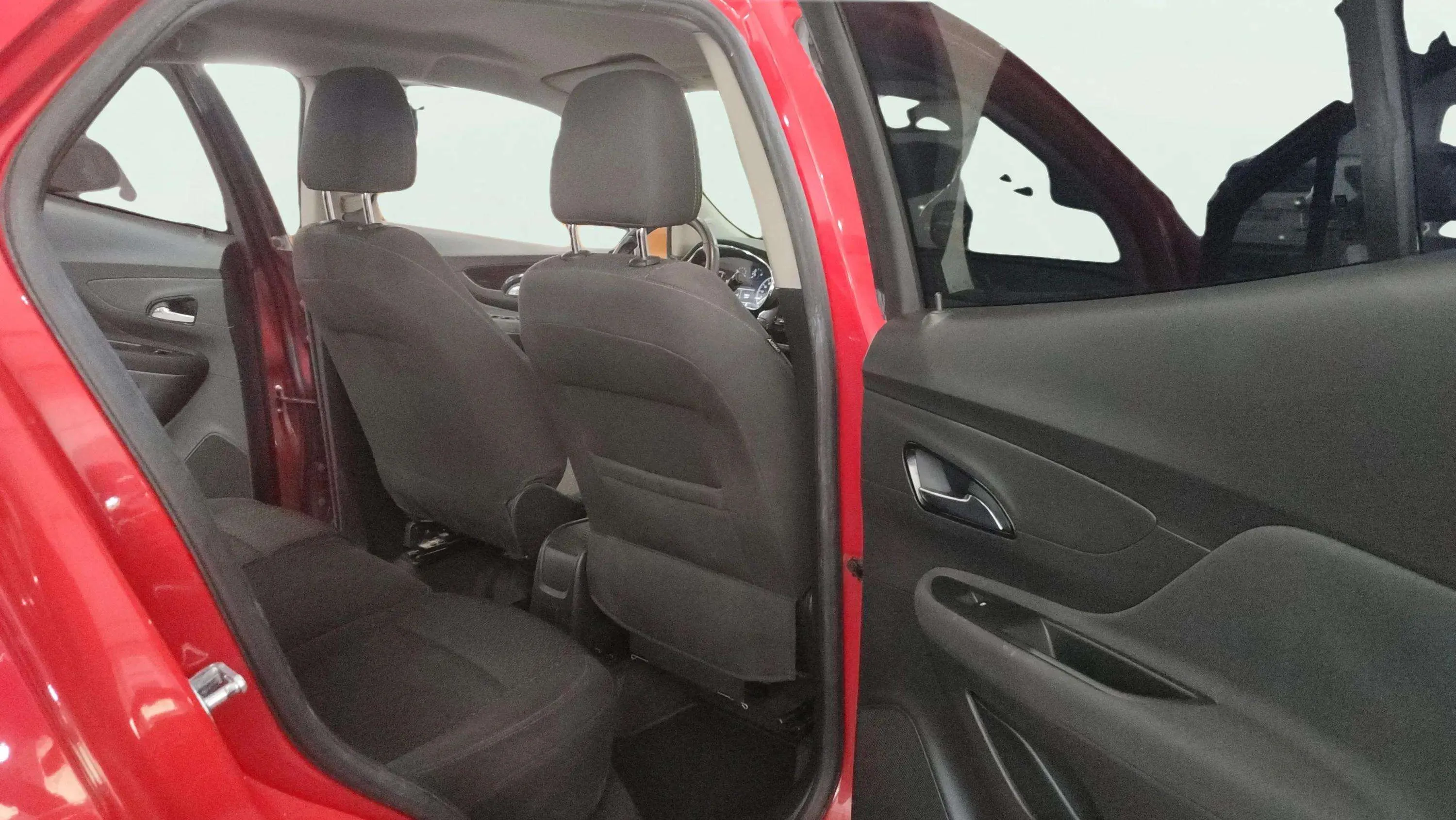 Opel Mokka 1.6 CDTi 4x2 Selective - foto 11