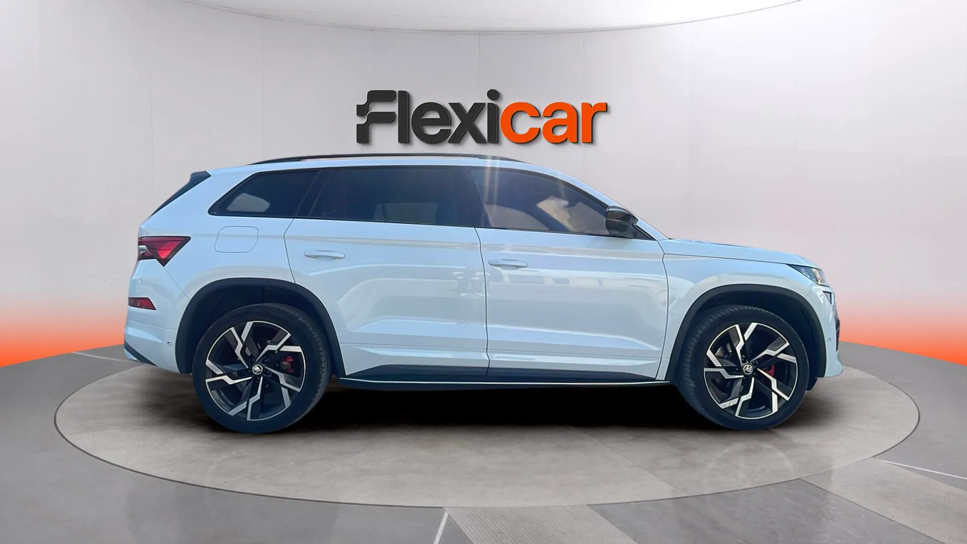Škoda Kodiaq 2.0 TSI DSG RS - foto 8