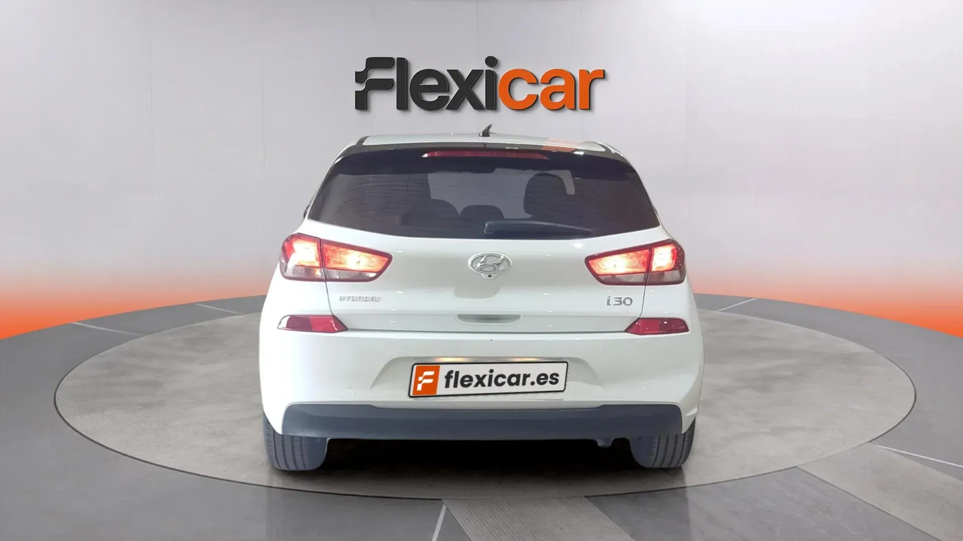Hyundai i30 1.6 CRDi Klass LE - foto 5