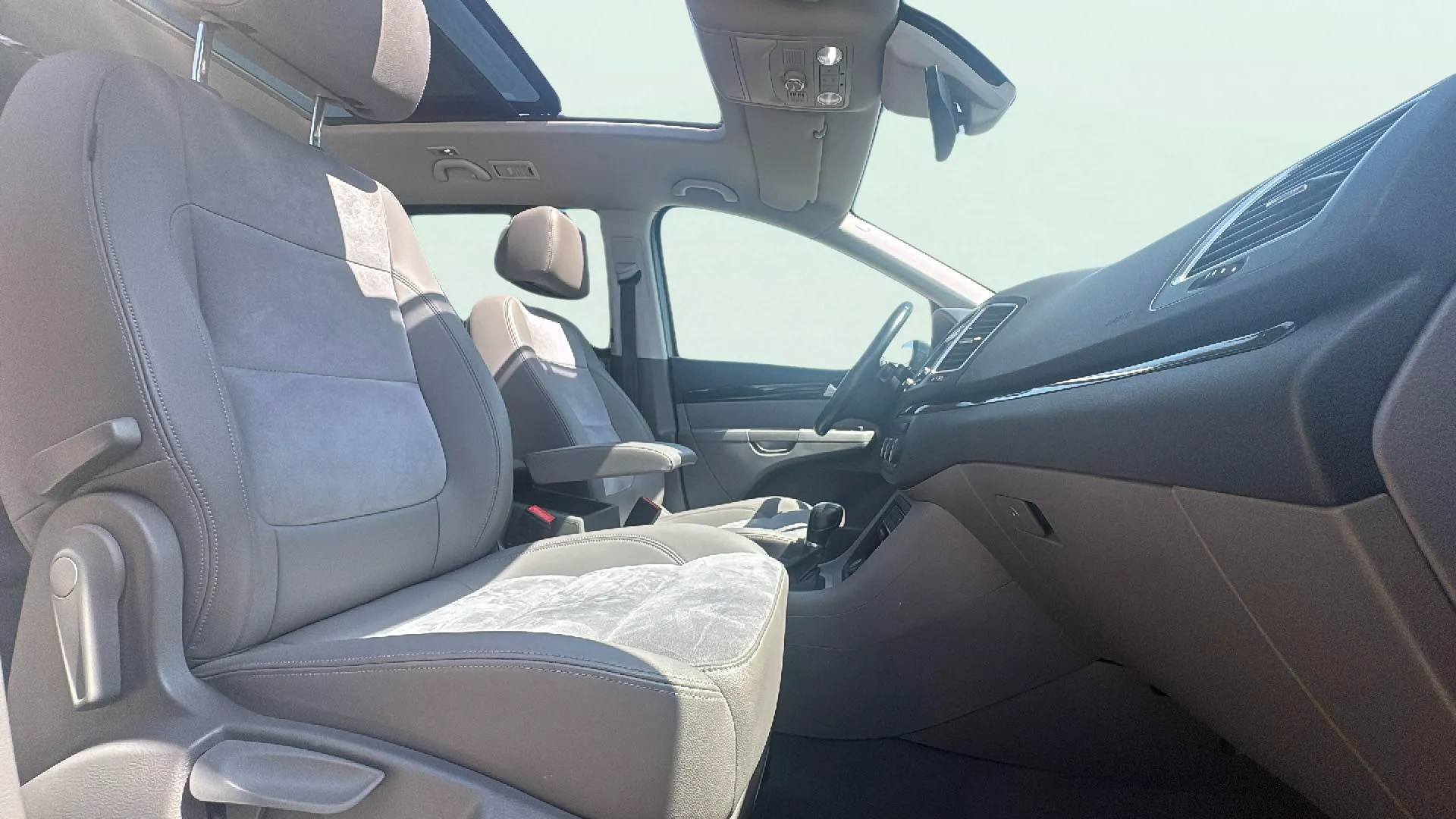 Volkswagen Sharan 1 Million 1.4 TSI DSG - foto 14