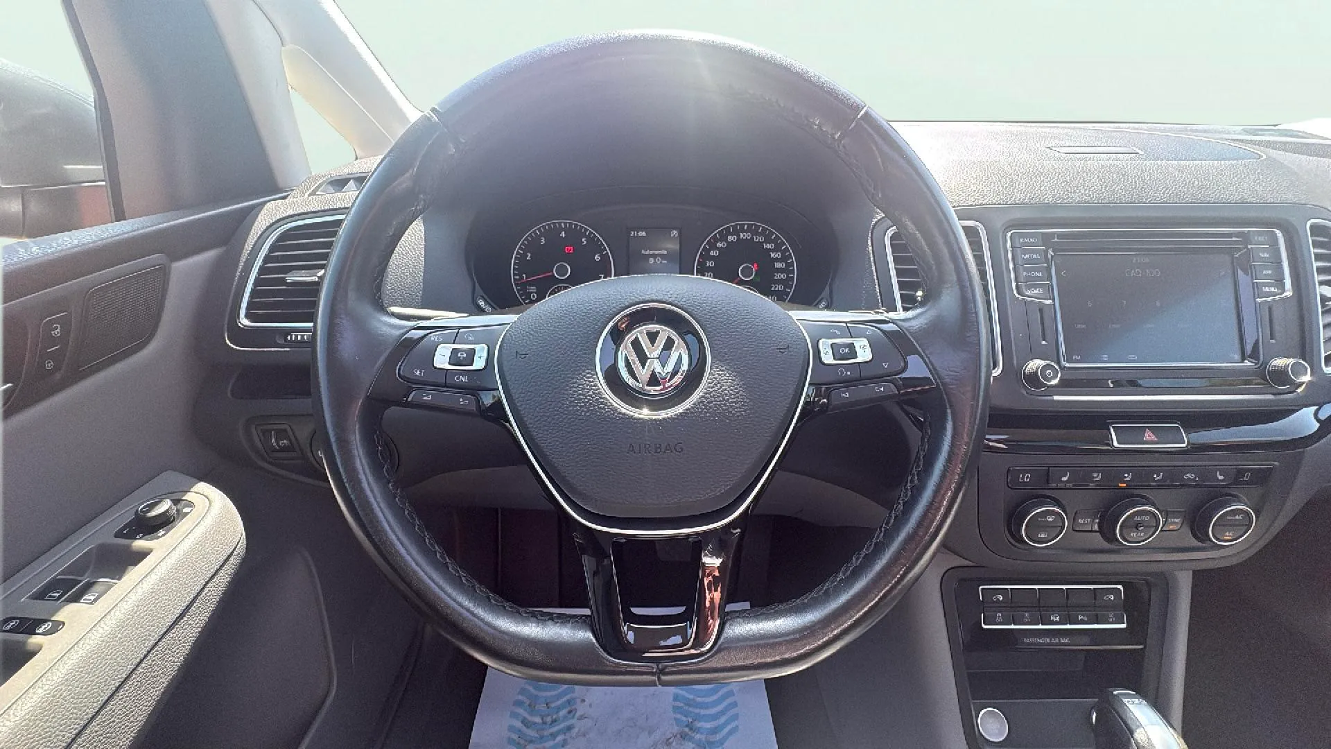 Volkswagen Sharan 1 Million 1.4 TSI DSG - foto 12
