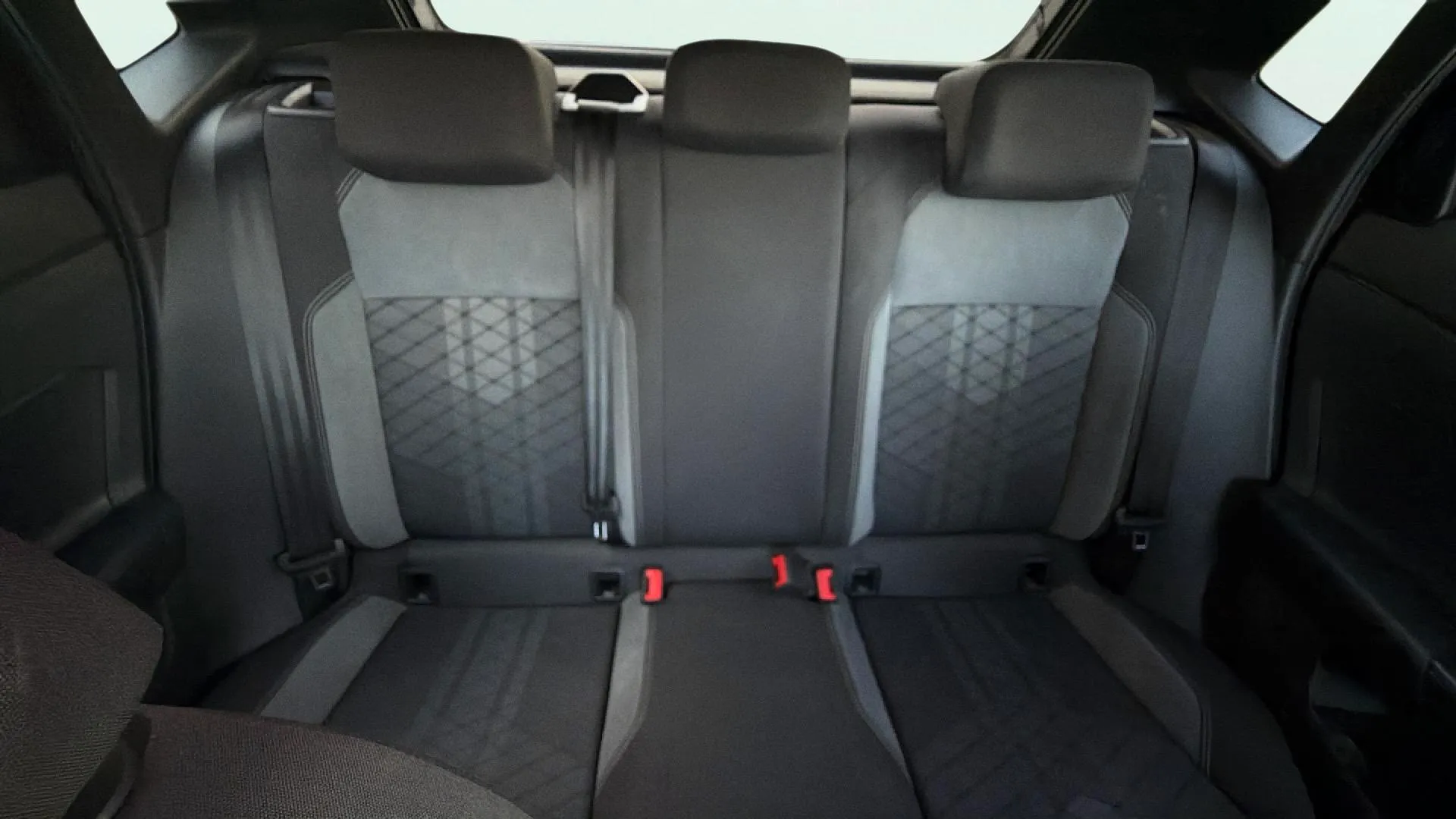 Volkswagen Polo R-Line 1.0 TSI DSG - foto 12