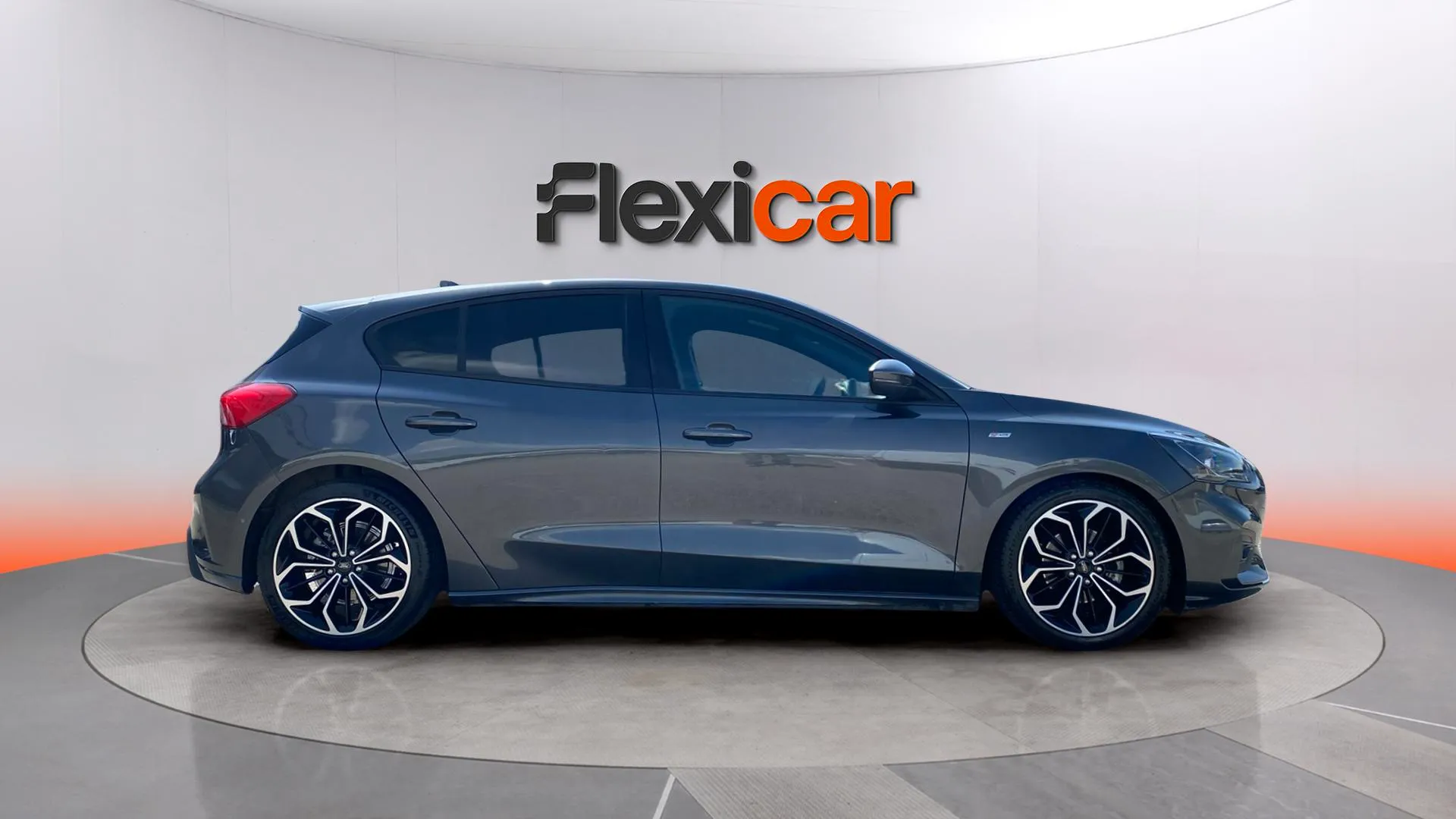 Ford Focus 1.5 EcoBlue ST-Line - foto 8