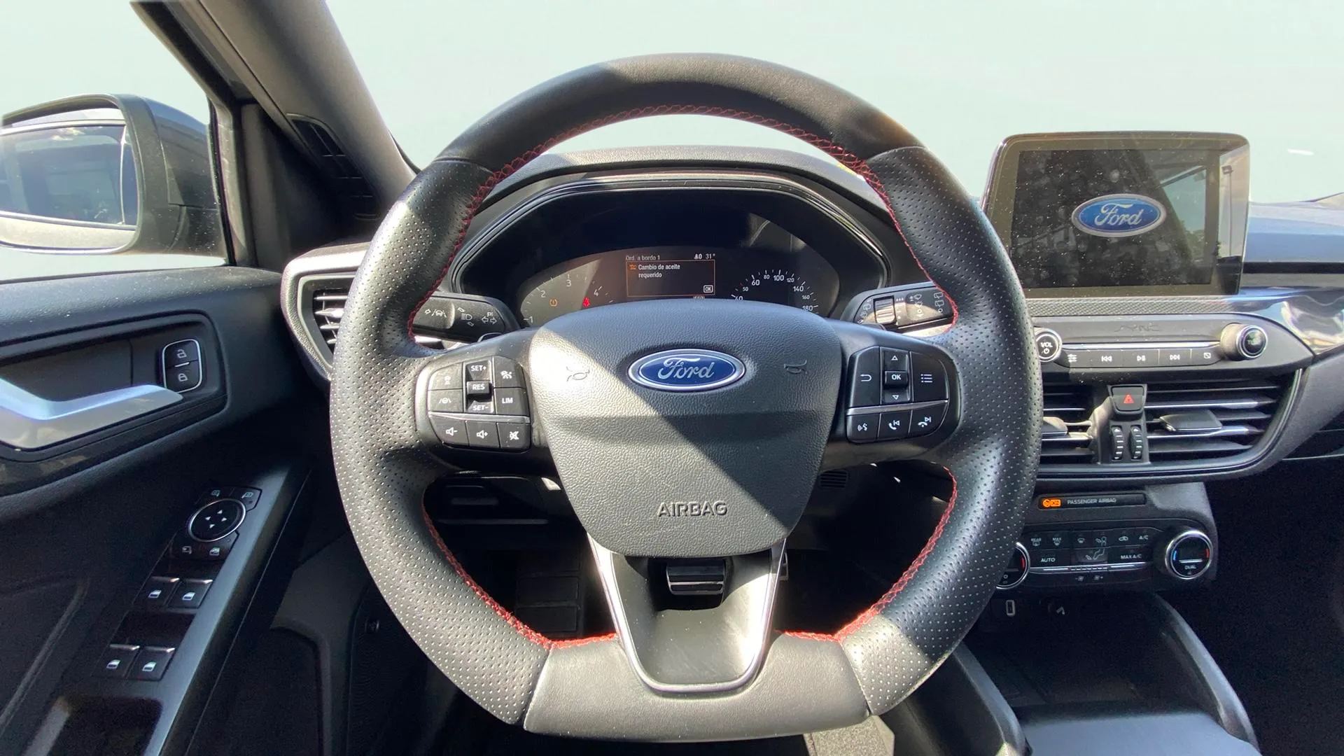 Ford Focus 1.5 EcoBlue ST-Line - foto 16