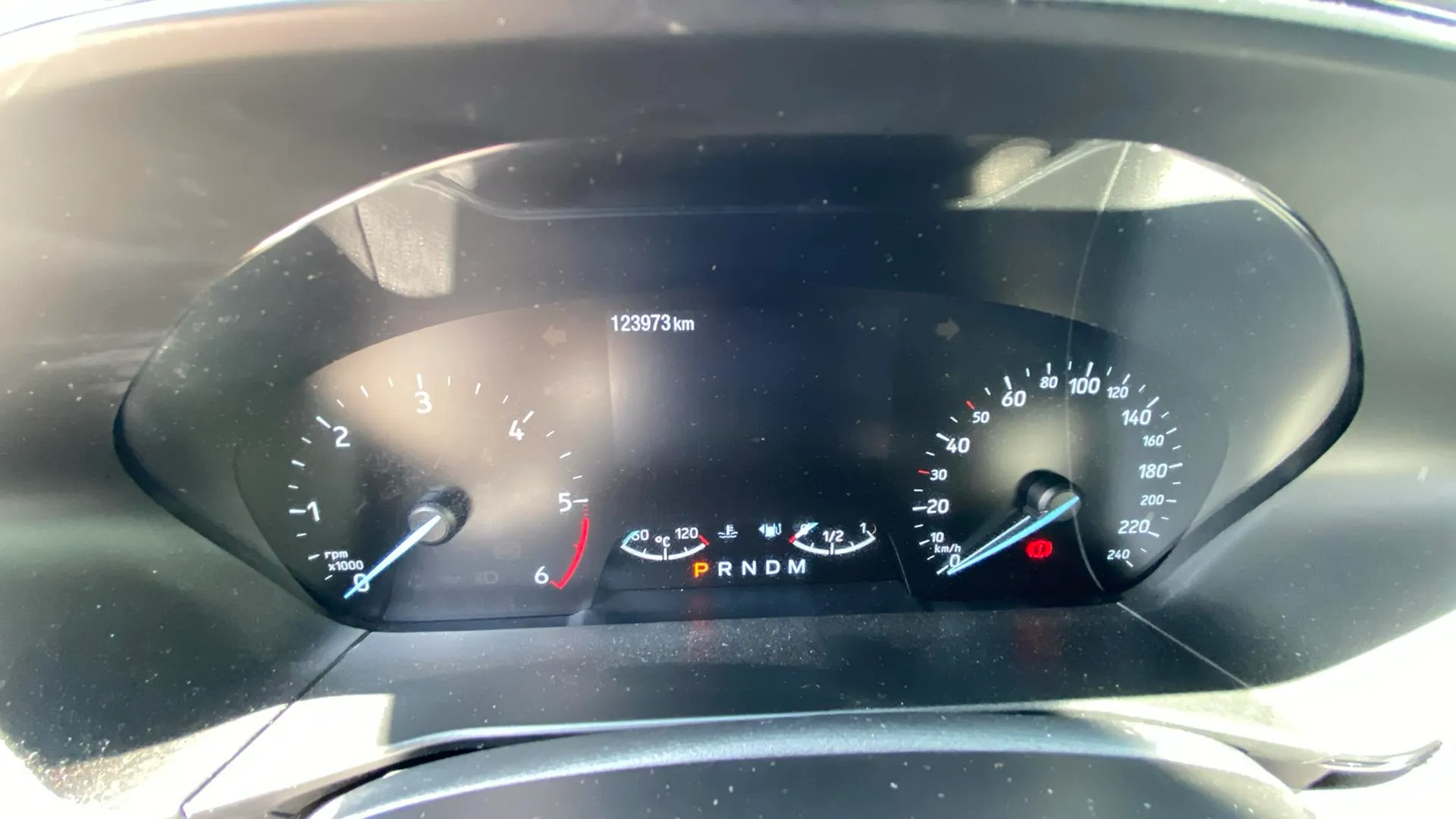 Ford Focus 1.5 EcoBlue ST-Line - foto 17