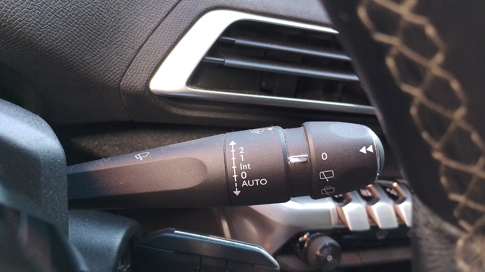 Peugeot 5008 Allure 1.2L PureTech - foto 18