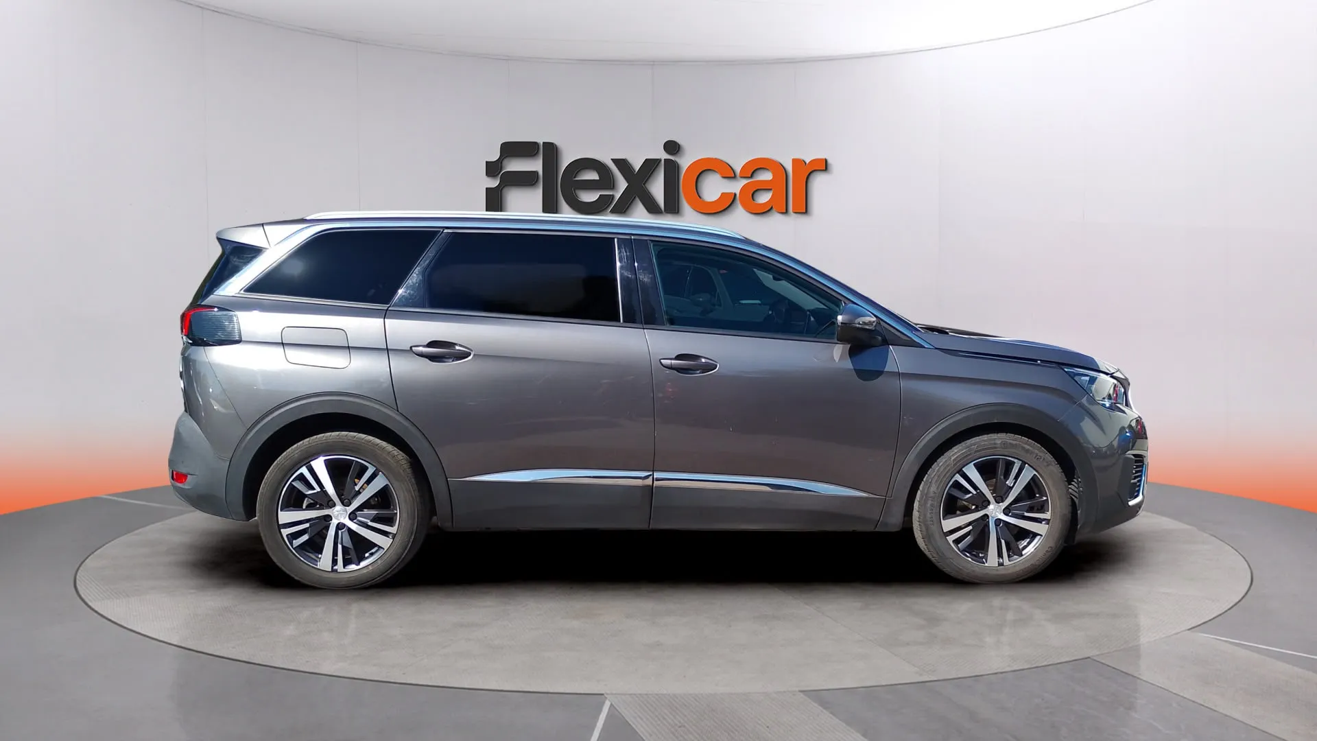 Peugeot 5008 Allure 1.2L PureTech - foto 5