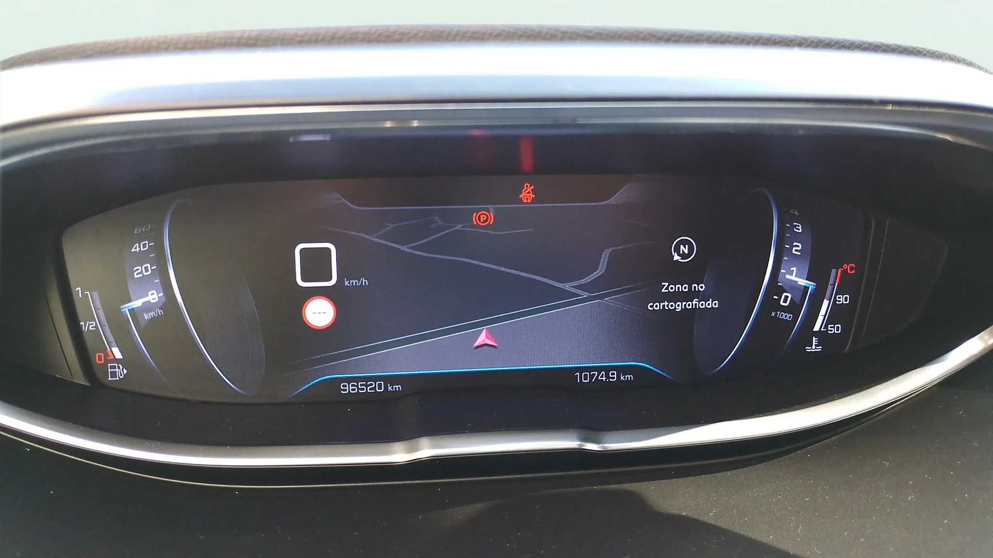 Peugeot 5008 Allure 1.2L PureTech - foto 11