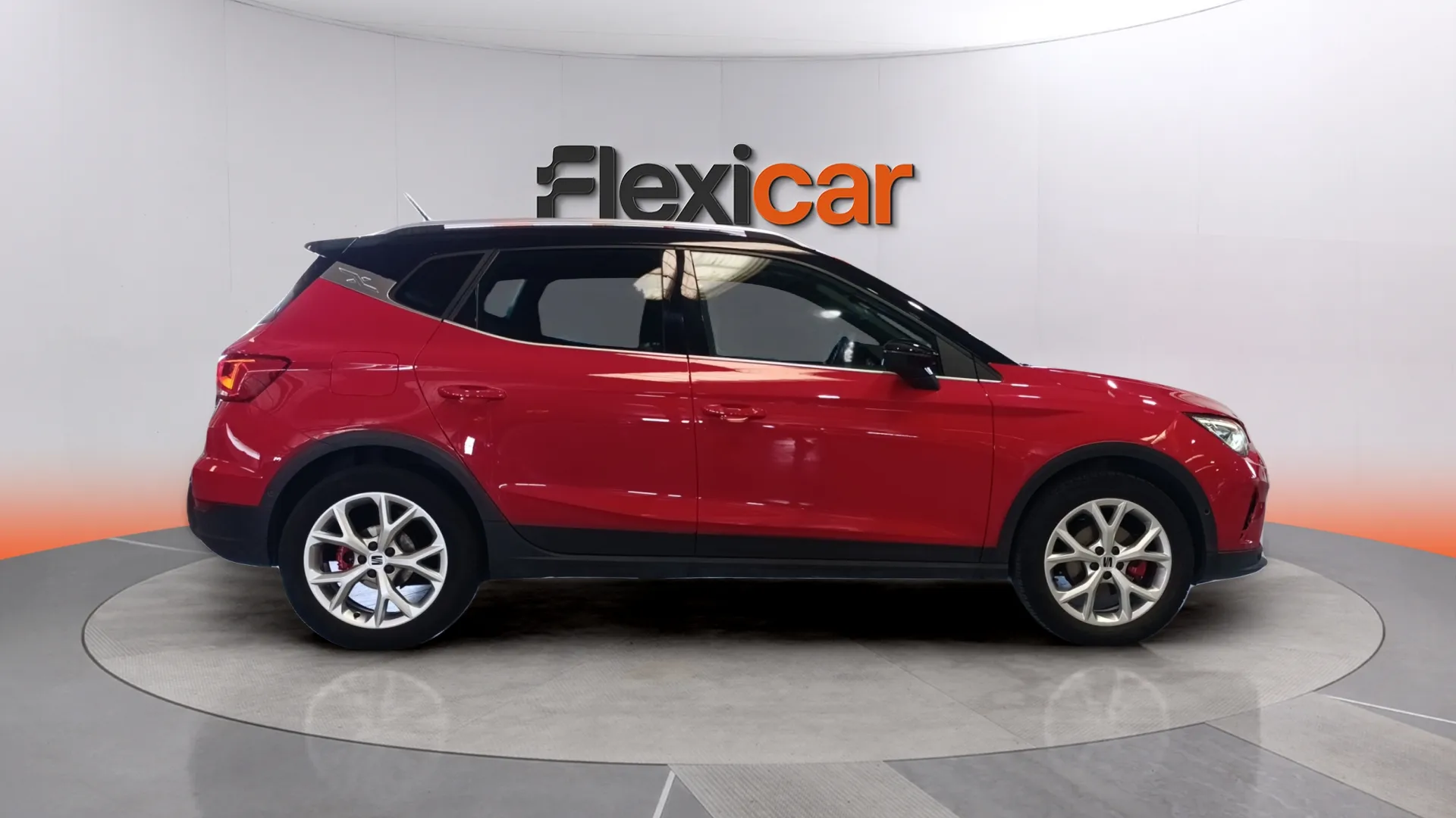 SEAT Arona 1.0 TSI DSG FR - foto 2