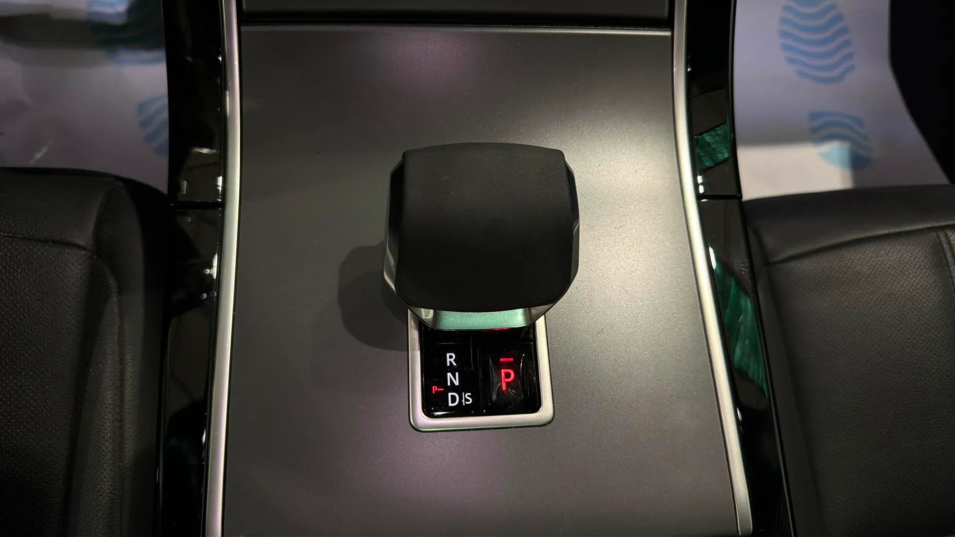 Land Rover Range Rover Evoque 1.5 P300e Dynamic HSE 4WD PHEV - foto 13