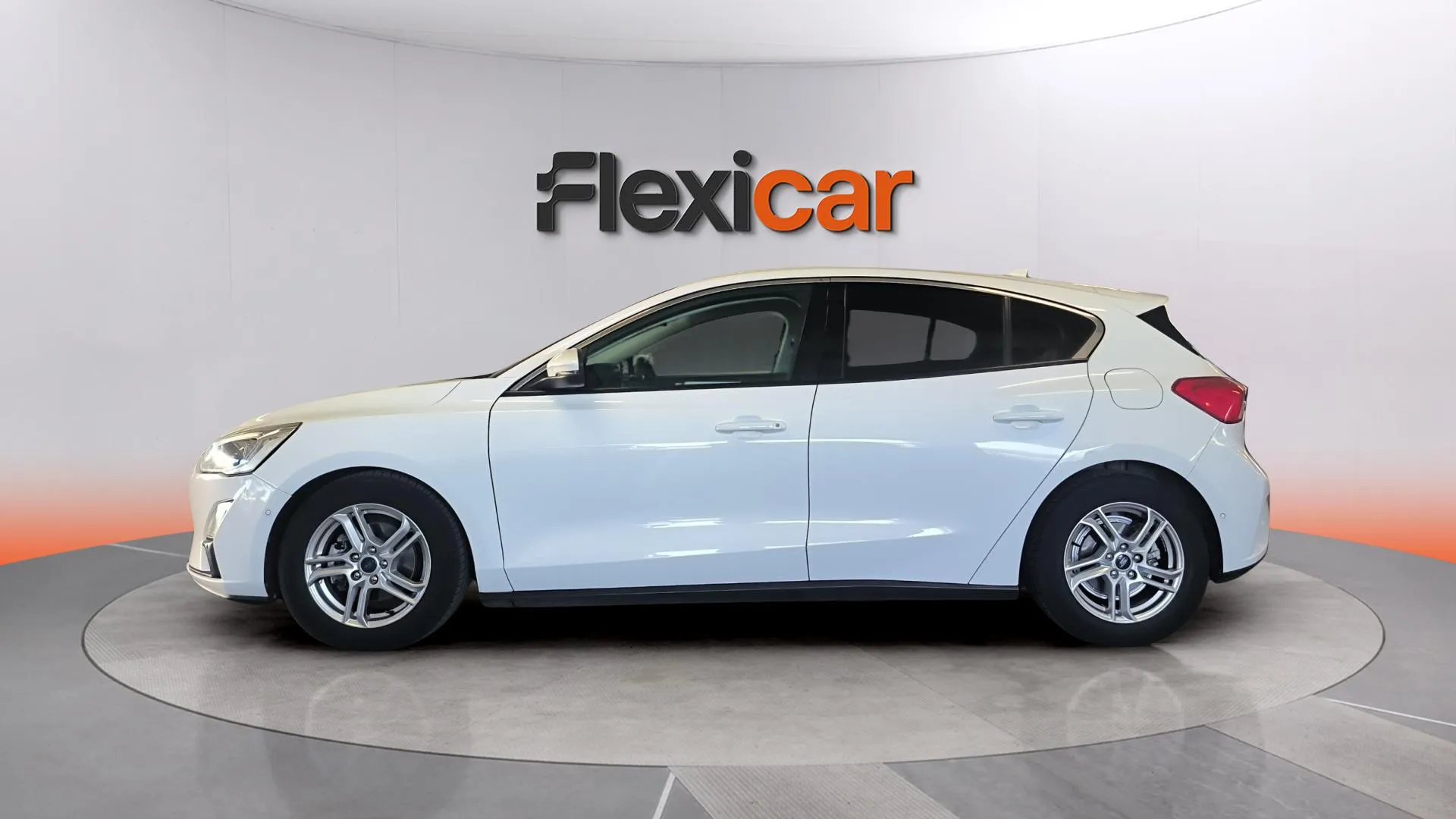 Ford Focus 1.0 EcoBoost Trend Edition - foto 4