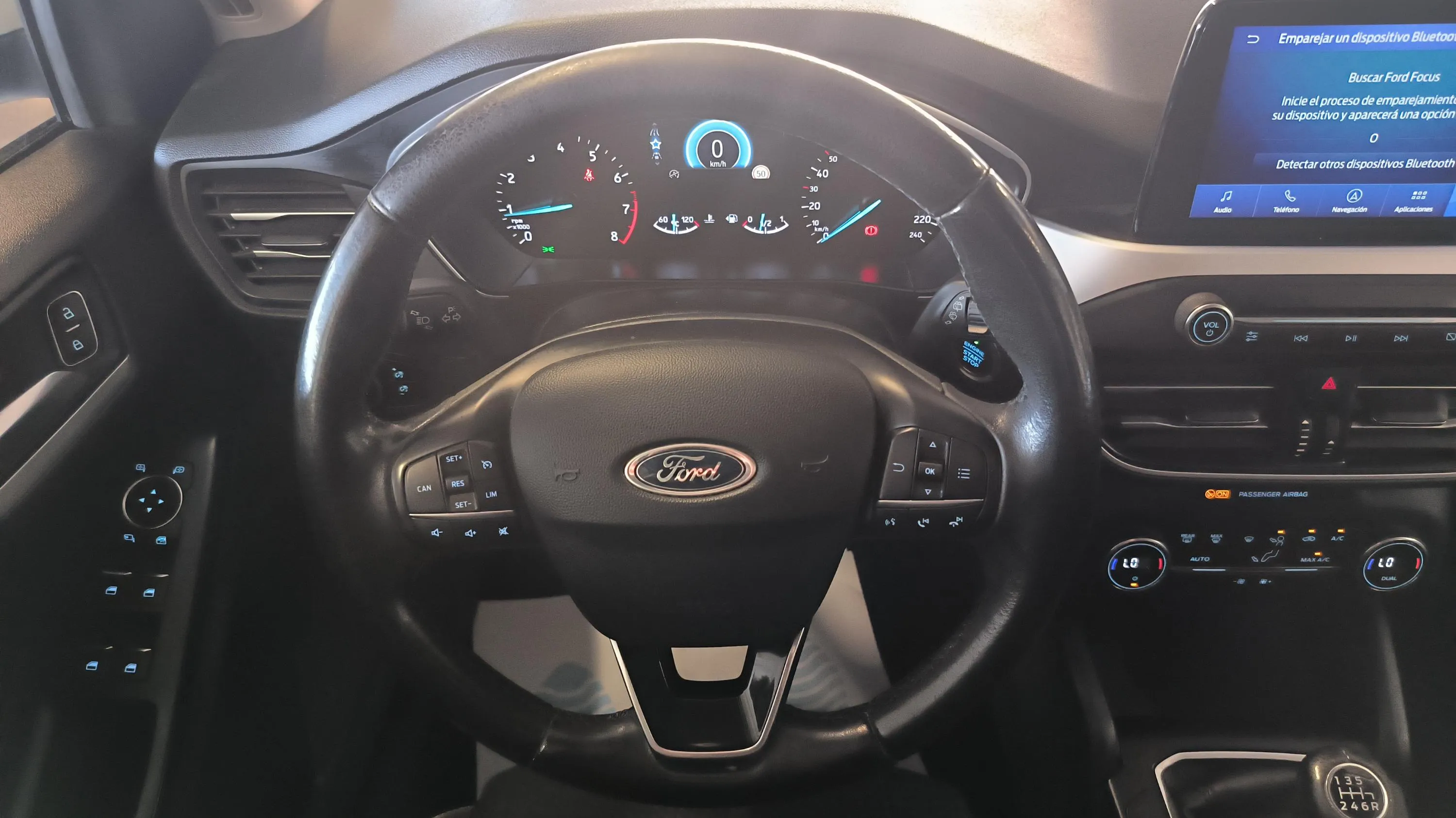 Ford Focus 1.0 EcoBoost Trend Edition - foto 19