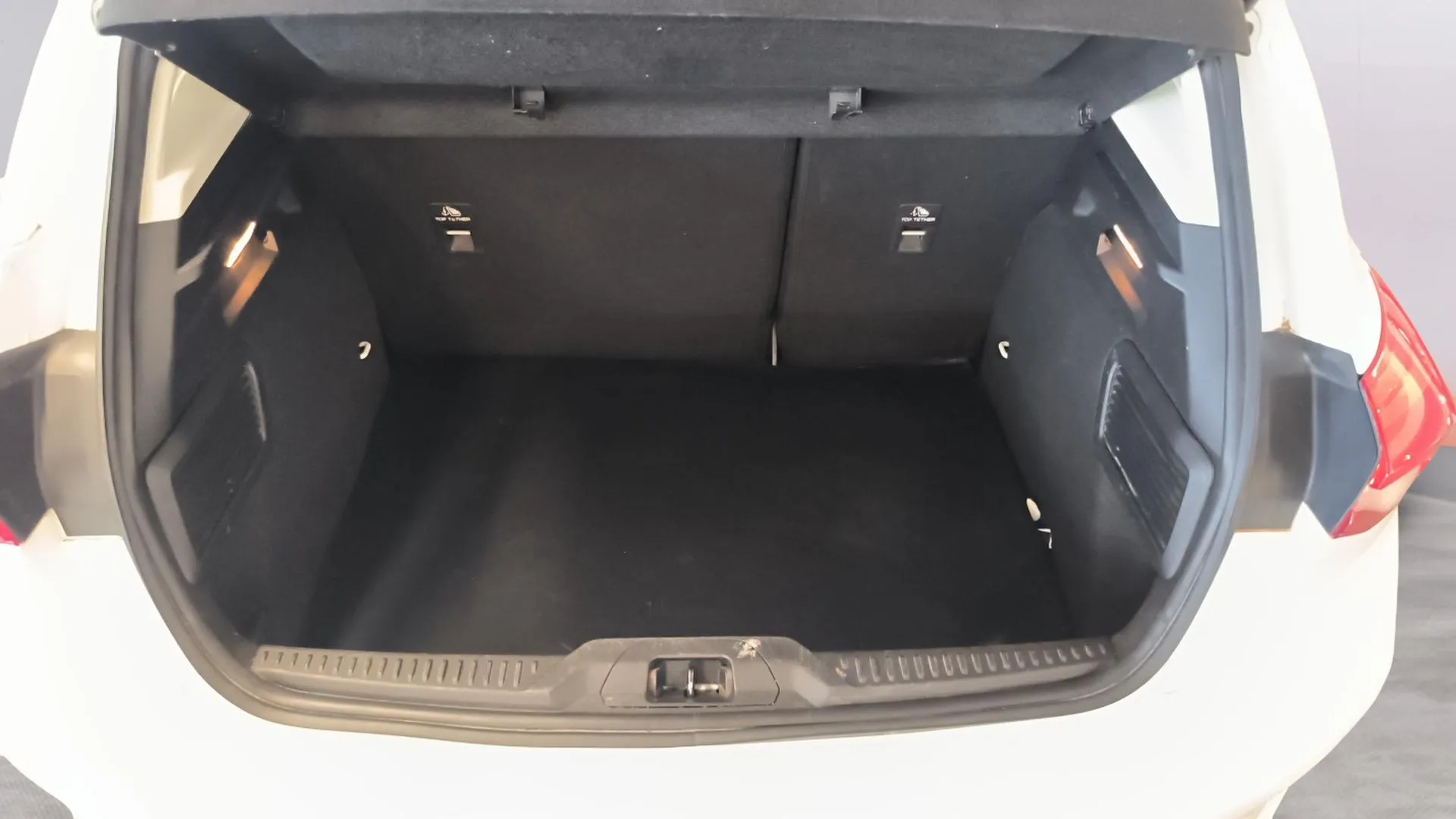 Ford Focus 1.0 EcoBoost Trend Edition - foto 9