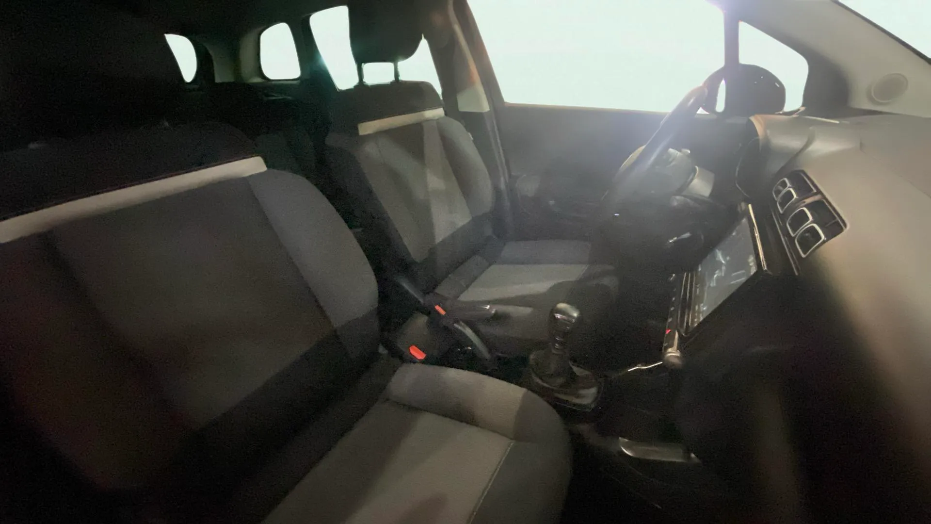Citroën C3 Aircross PureTech Plus - foto 21