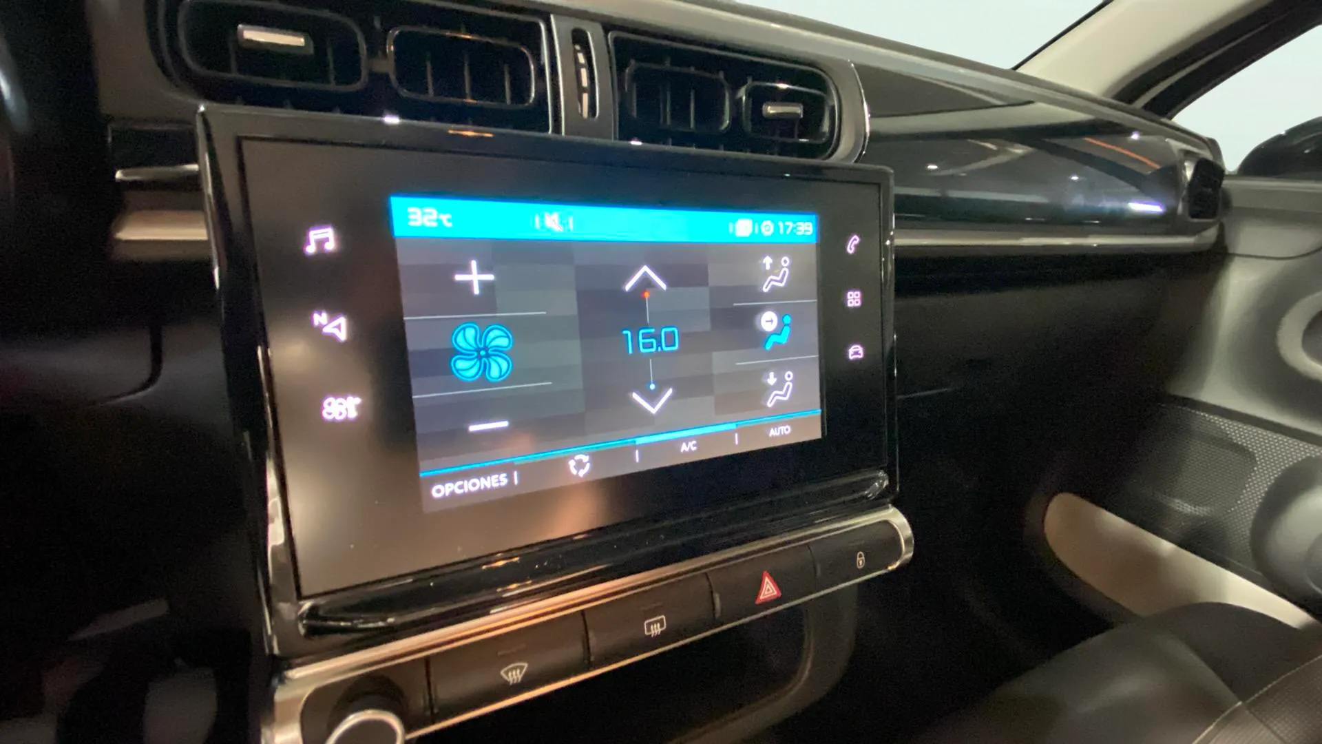 Citroën C3 PureTech Max - foto 9