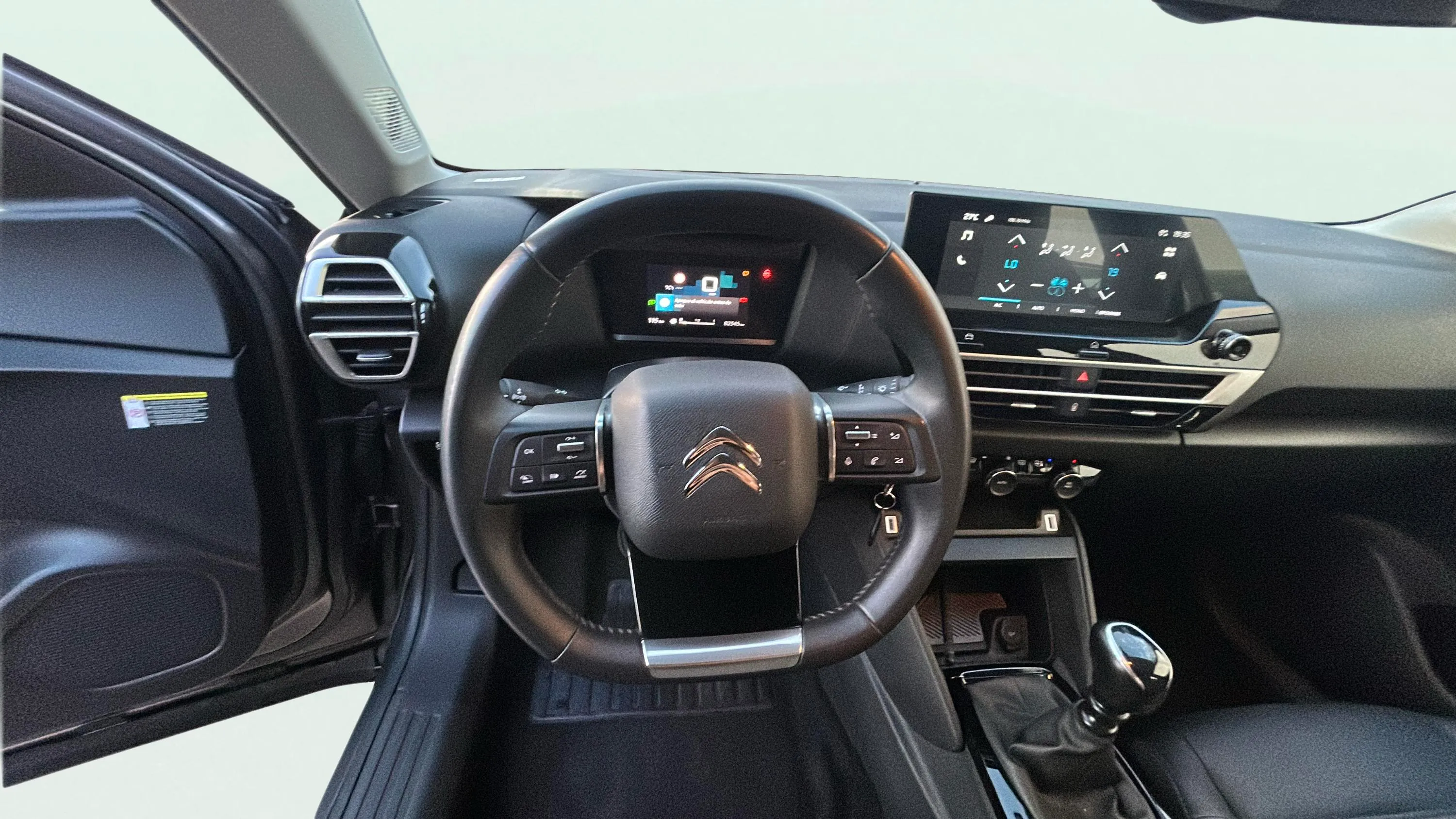 Citroën C4 PureTech 130 Plus - foto 10