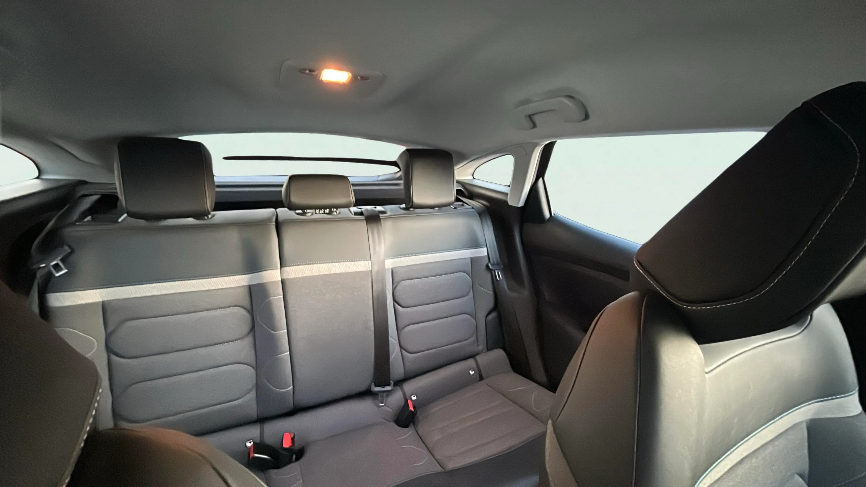Citroën C4 PureTech 130 Plus - foto 15