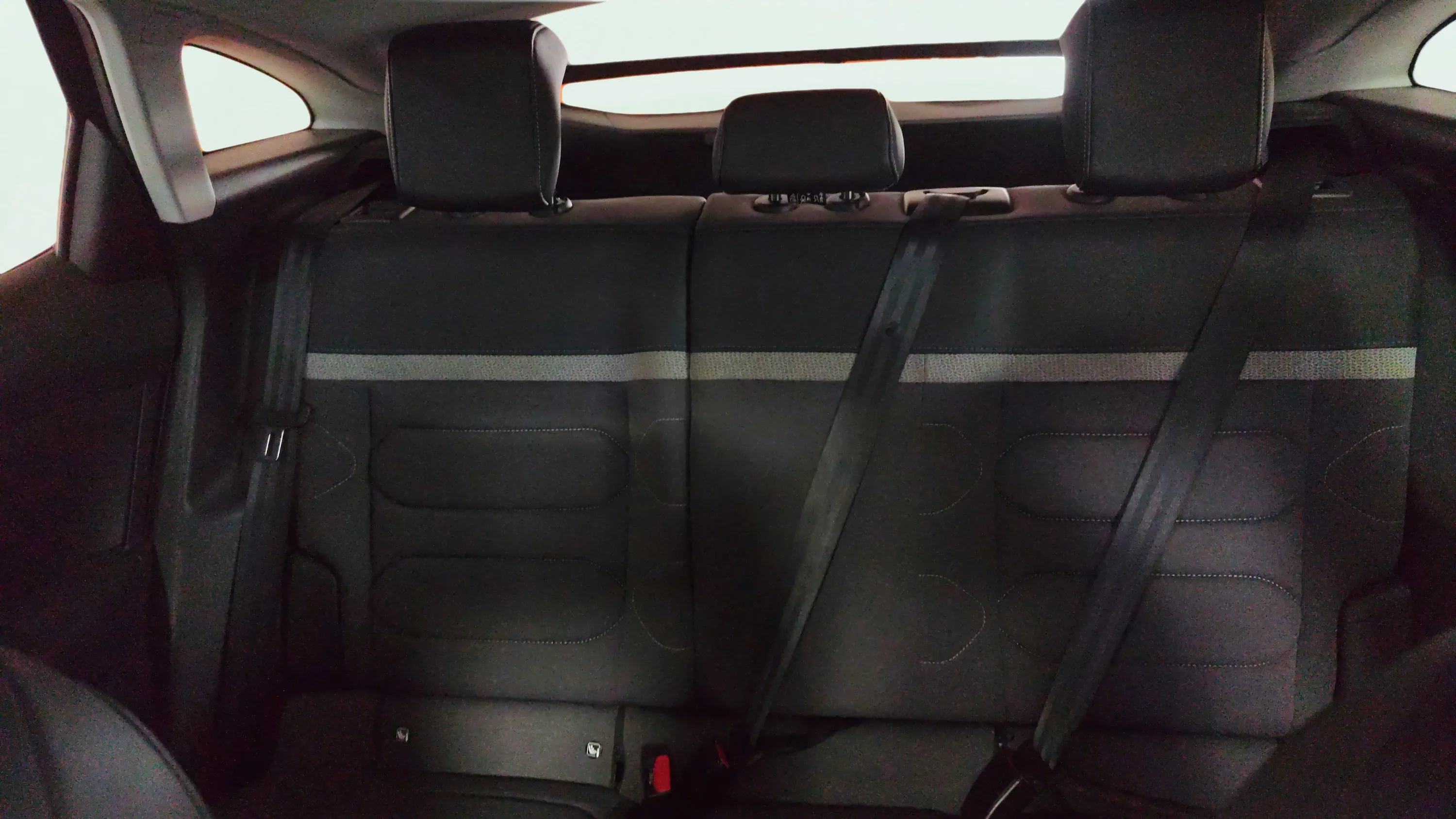 Citroën C4 PureTech 130 Plus - foto 20