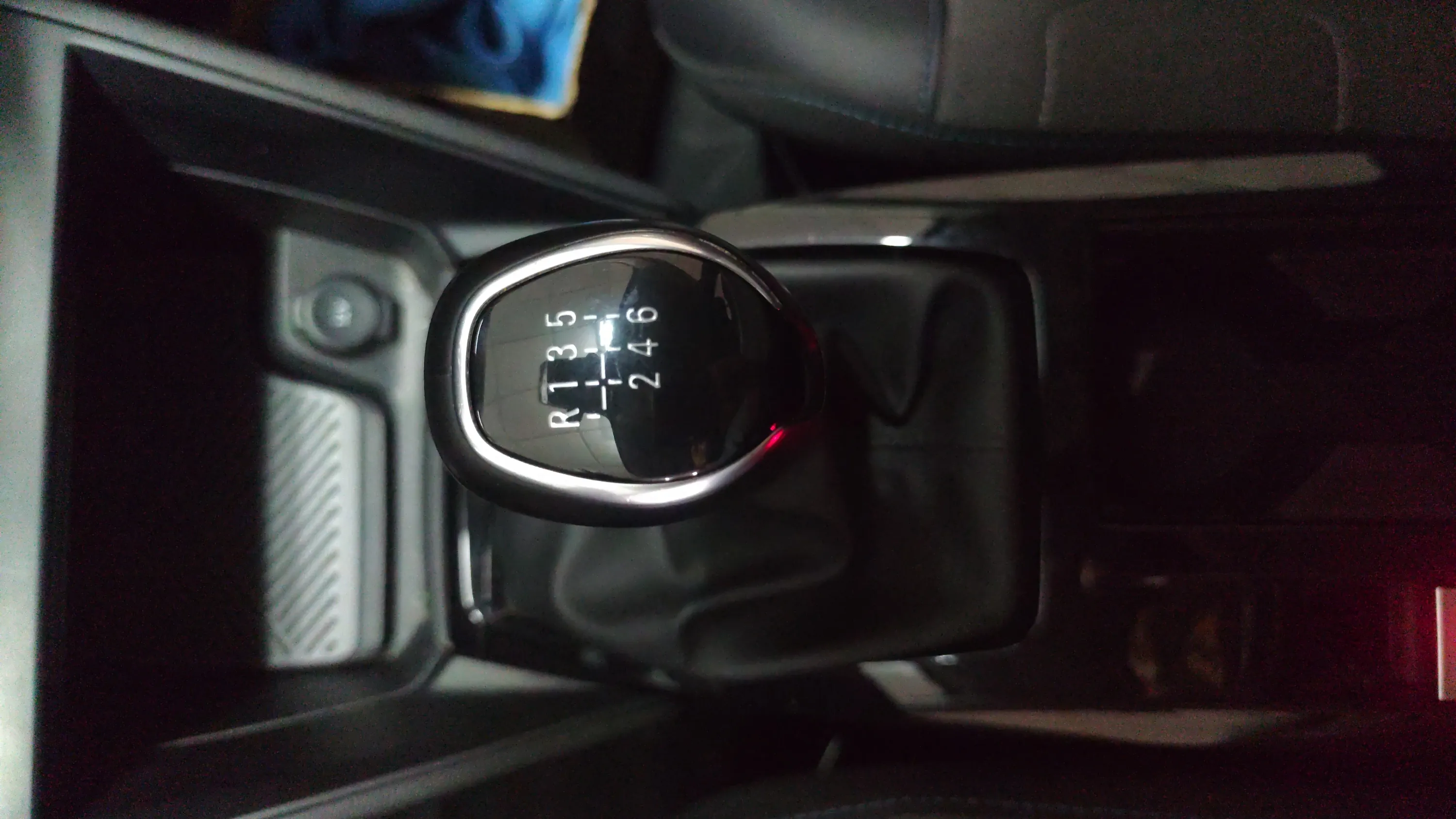 Citroën C4 PureTech 130 Plus - foto 11
