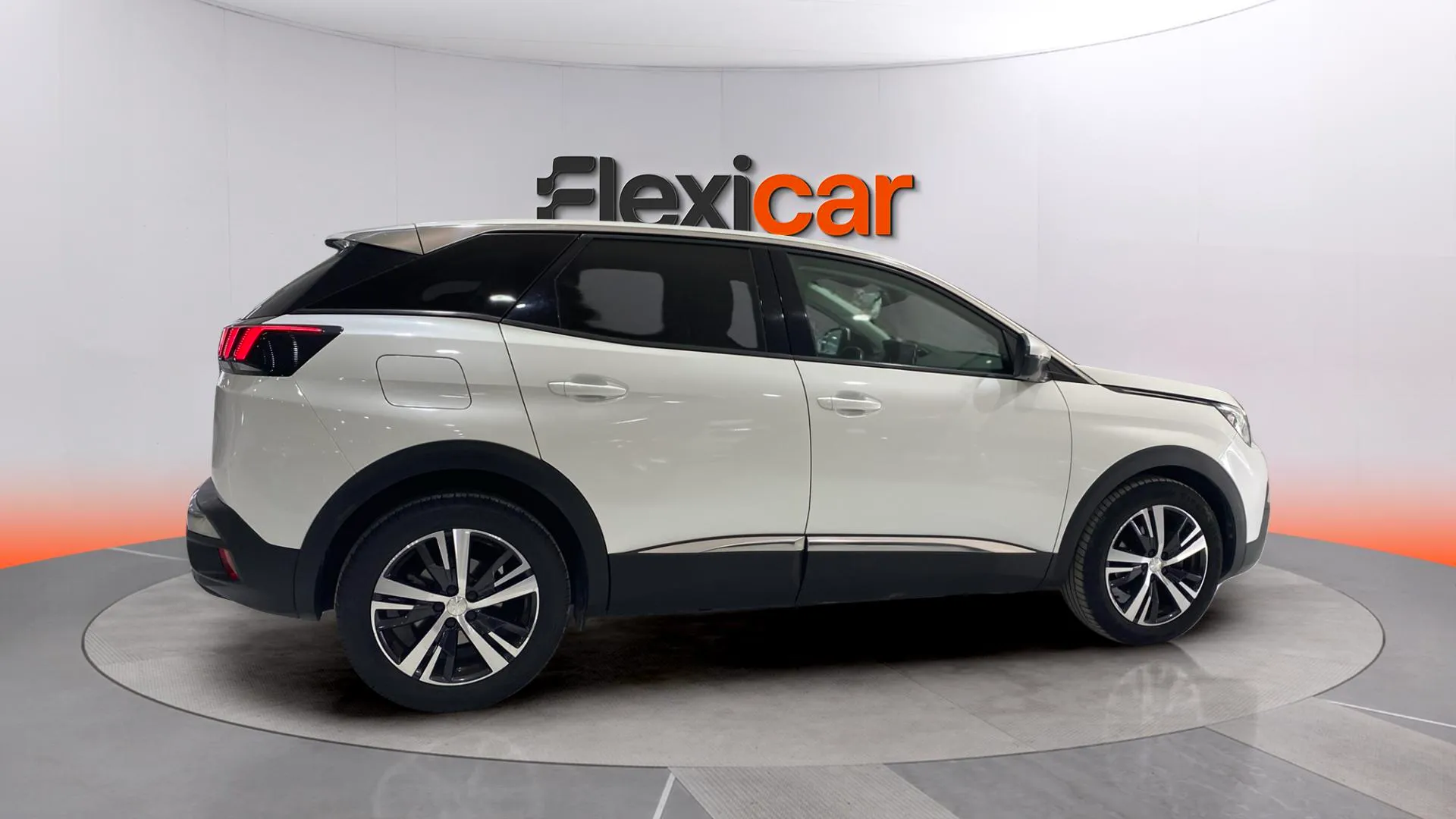 Peugeot 3008 1.5L BlueHDi Allure - foto 7