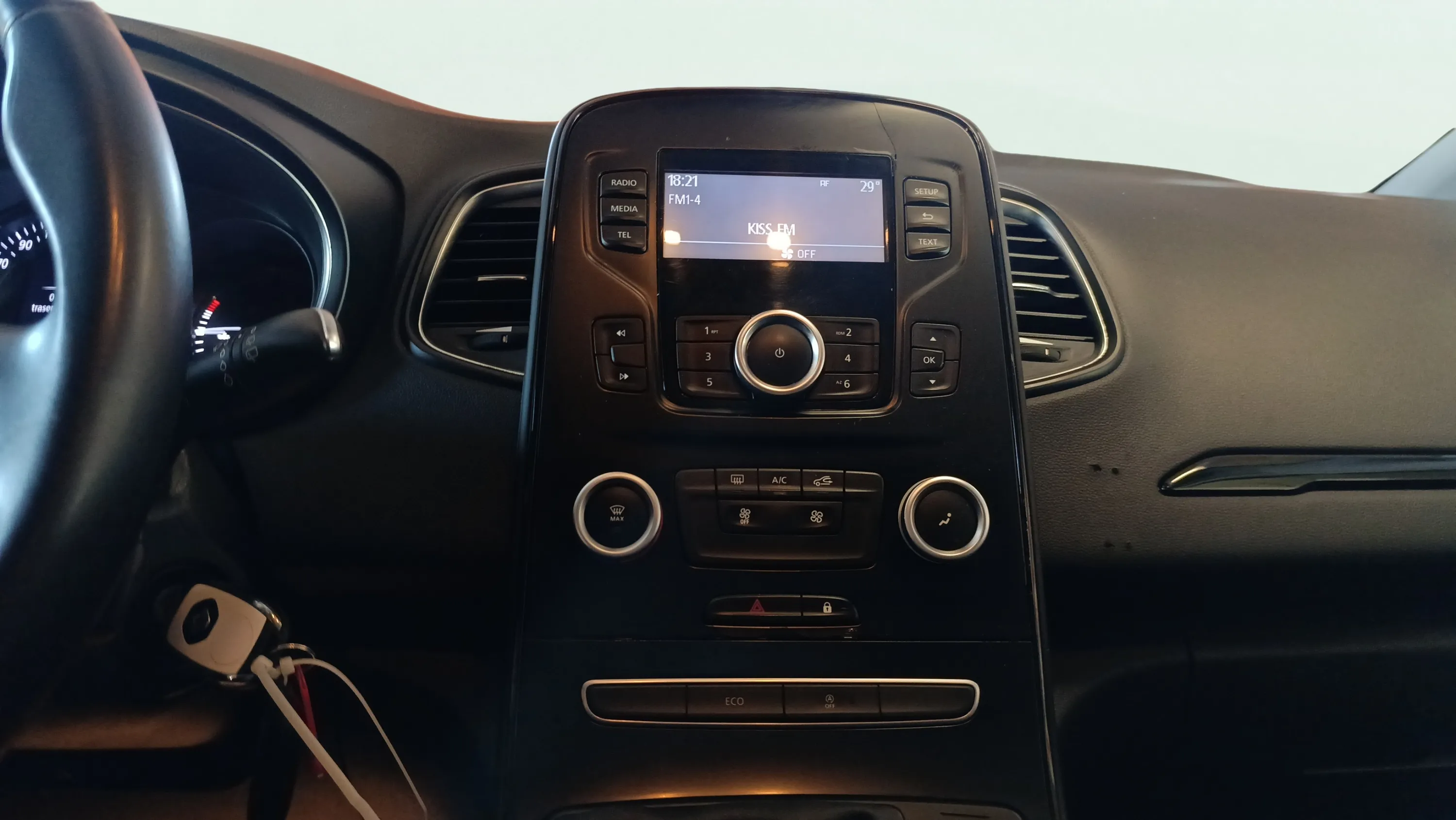 Renault Scénic Life TCe GPF - foto 16
