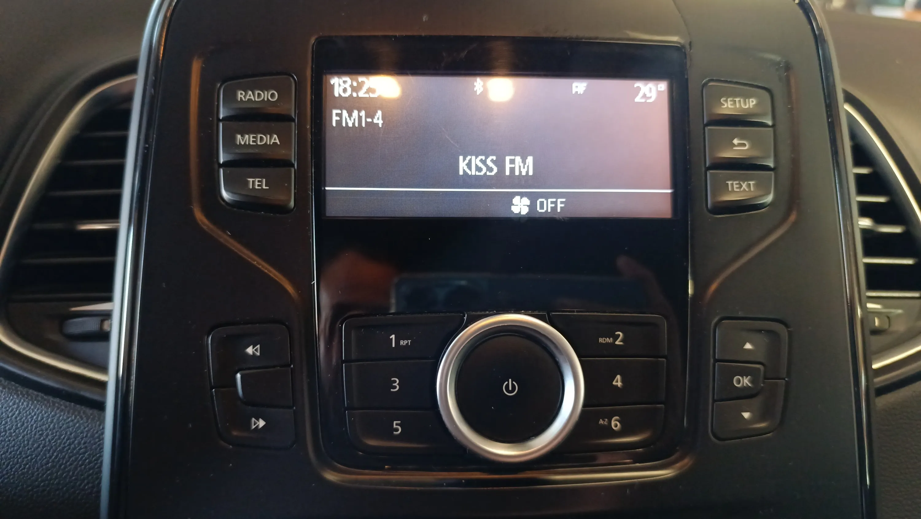 Renault Scénic Life TCe GPF - foto 17