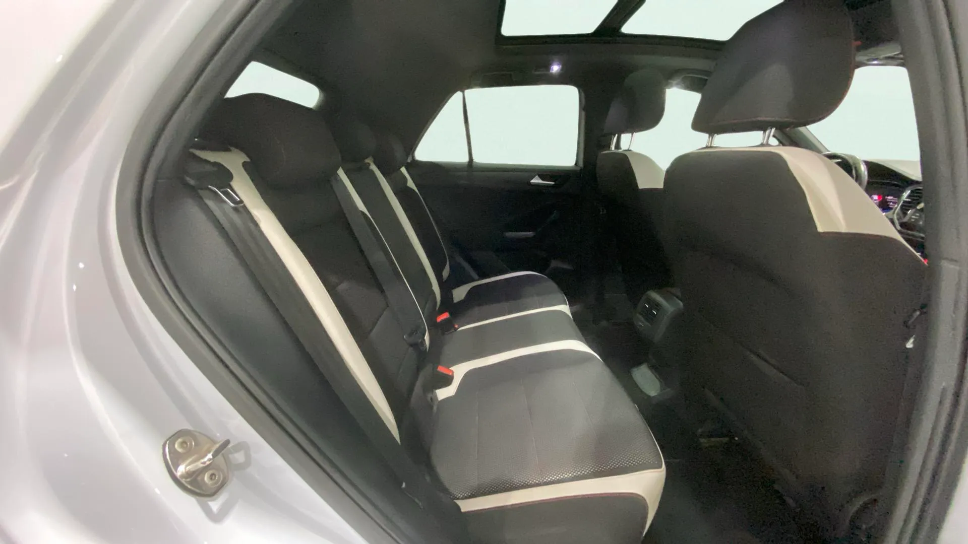 Volkswagen T-Roc Sport 2.0 TSI 4 Motion DSG - foto 15