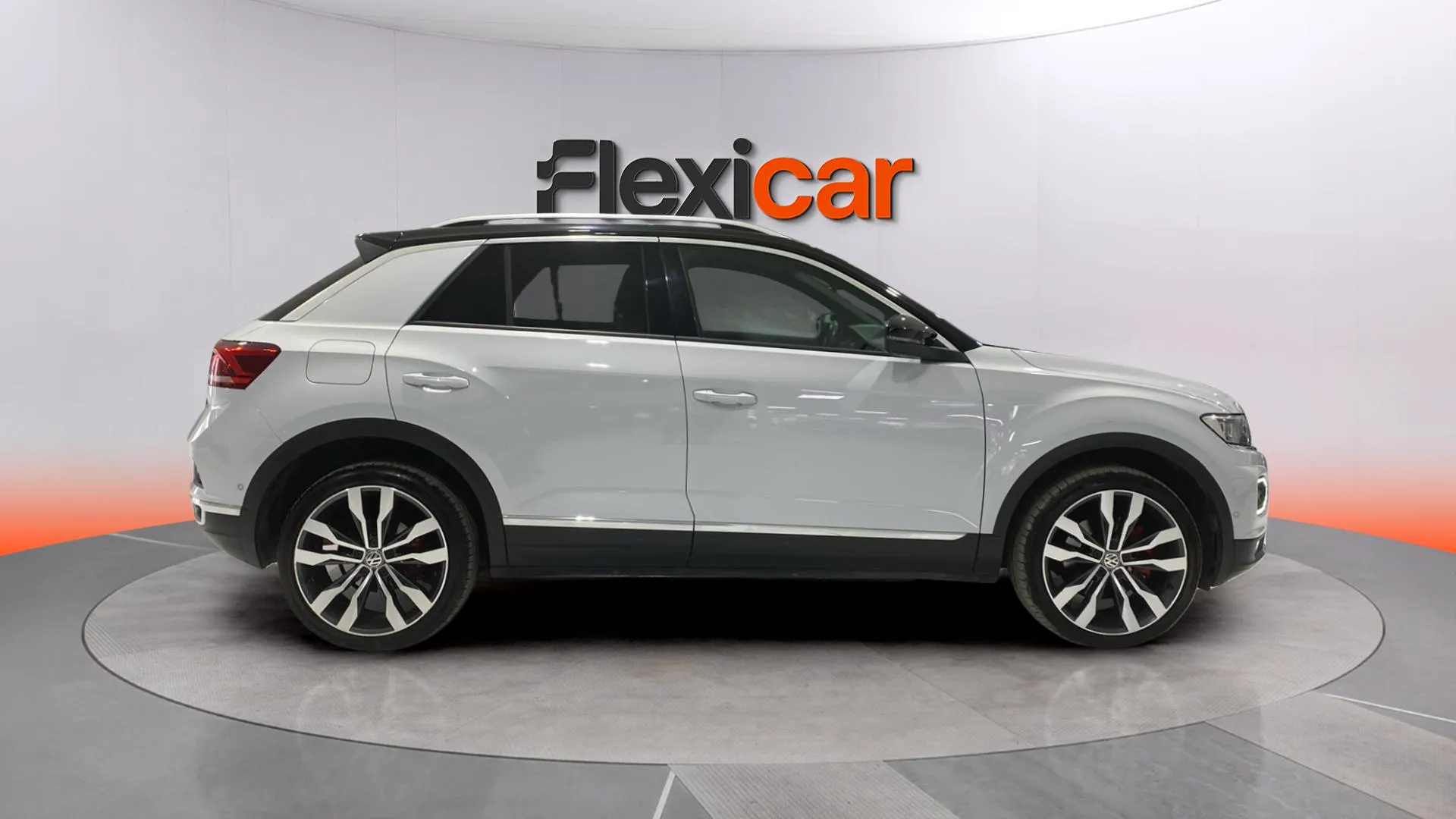 Volkswagen T-Roc Sport 2.0 TSI 4 Motion DSG - foto 7