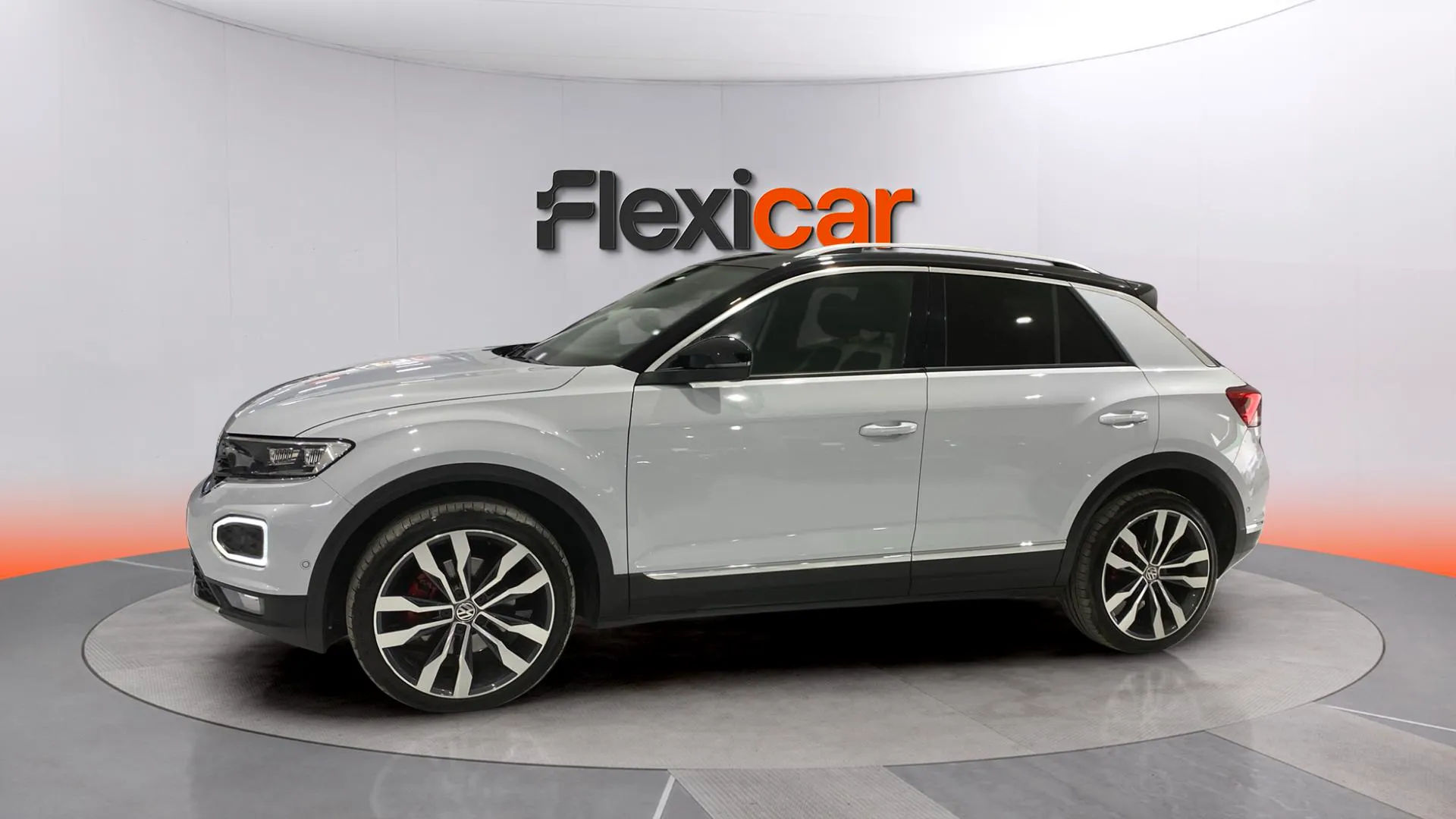 Volkswagen T-Roc Sport 2.0 TSI 4 Motion DSG - foto 3