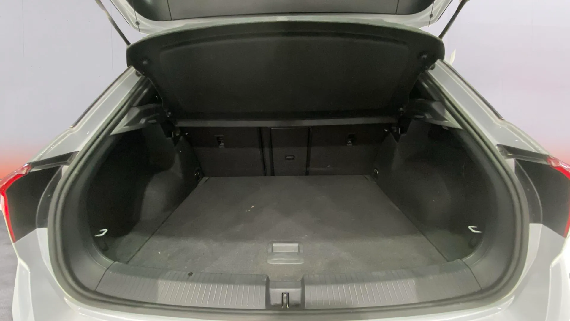 Volkswagen T-Roc Sport 2.0 TSI 4 Motion DSG - foto 9